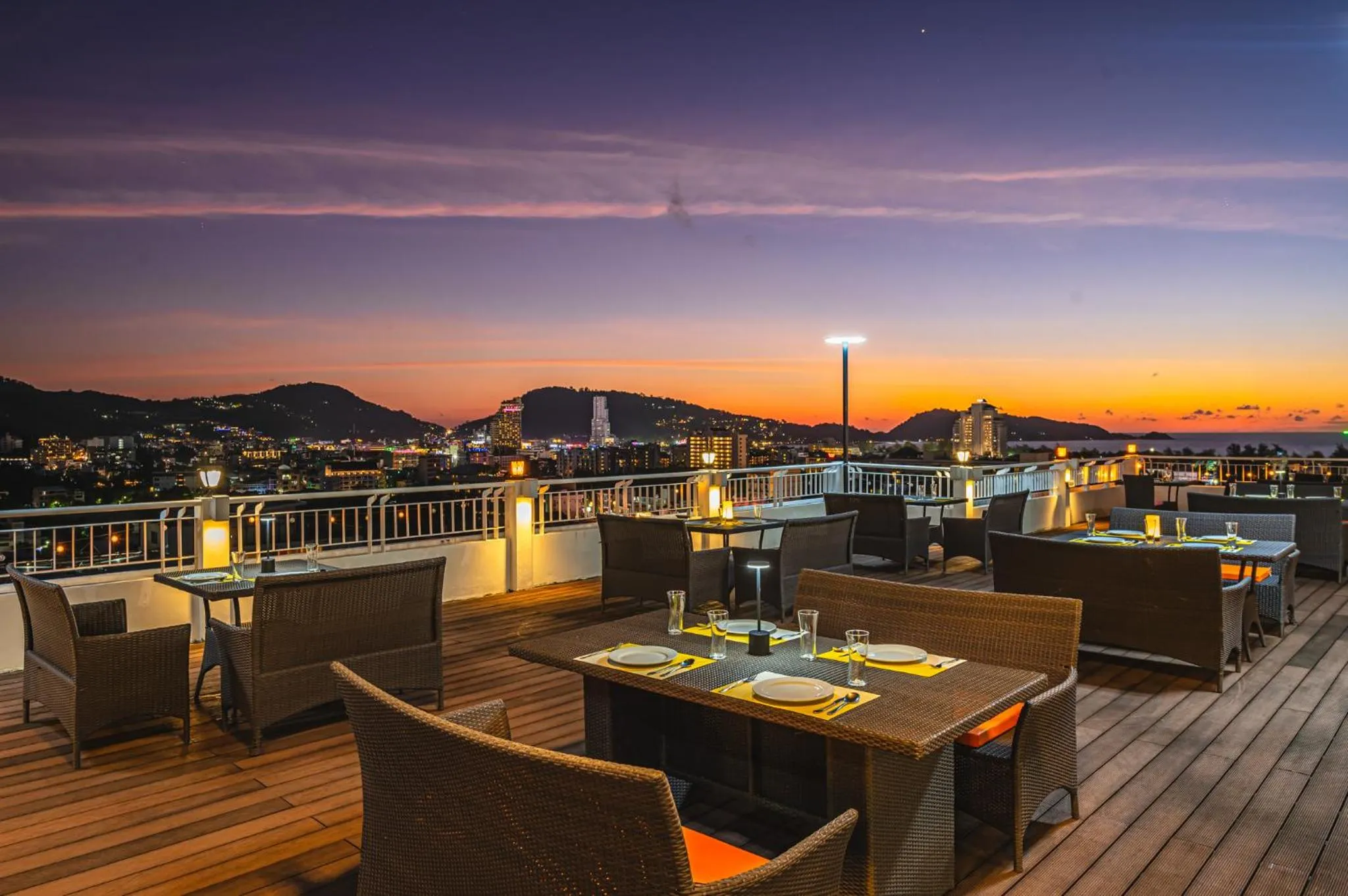 Restaurant/places to eat in Casa Del M Patong Phuket - Newly Renovated