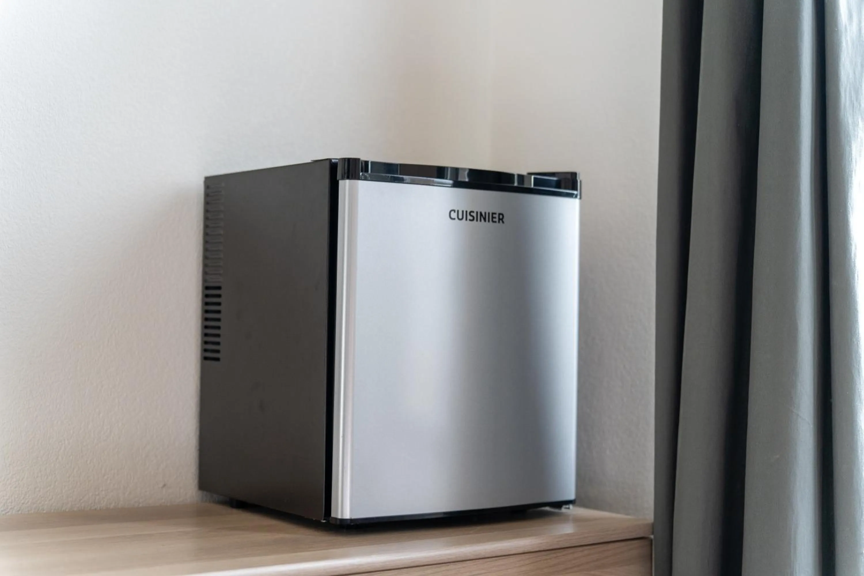 Kitchen or kitchenette in Château Fourclins Domaine privatif 15 personnes Parc & Bassin naturel Proche Toulouse