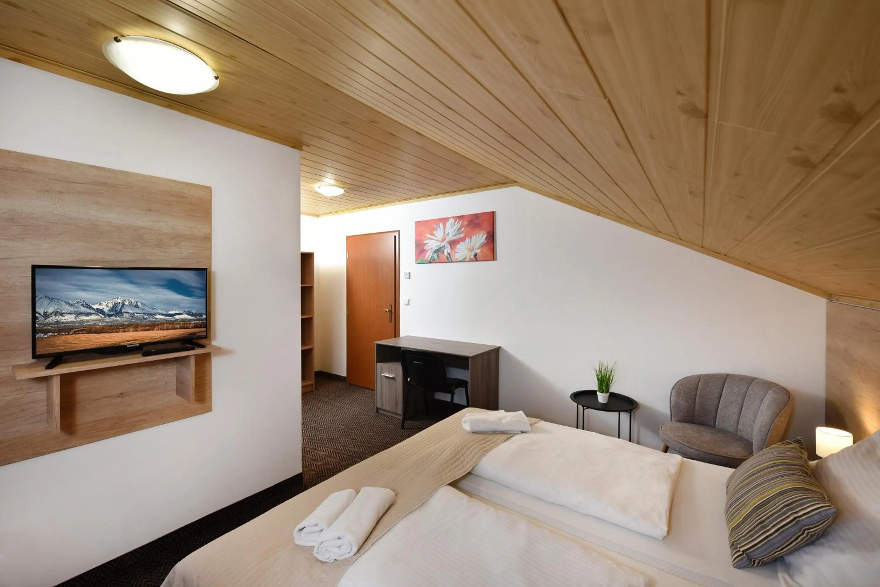 Photo of the whole room, Bed in Vila Martina