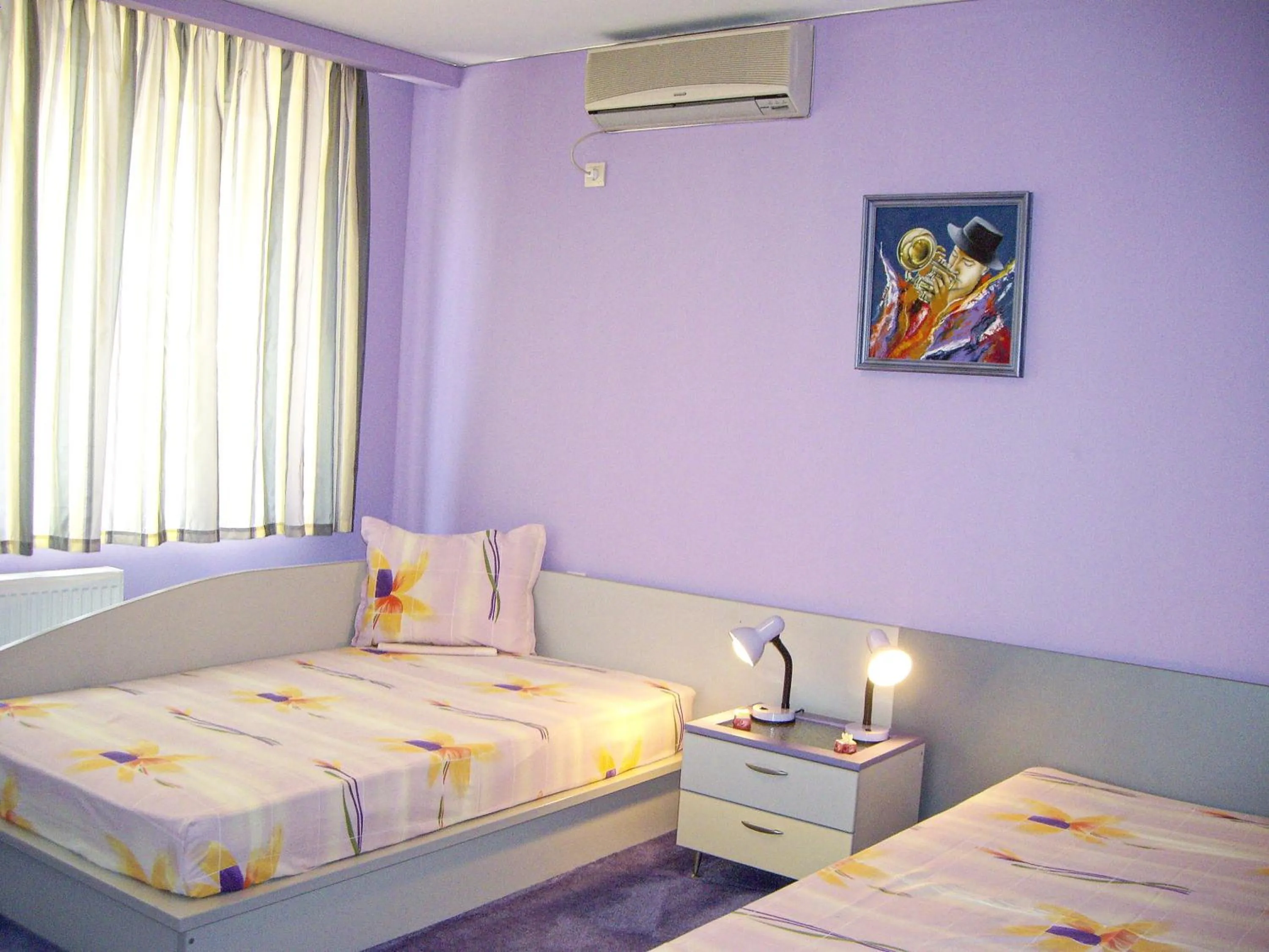 Photo of the whole room in Family Hotel Mania