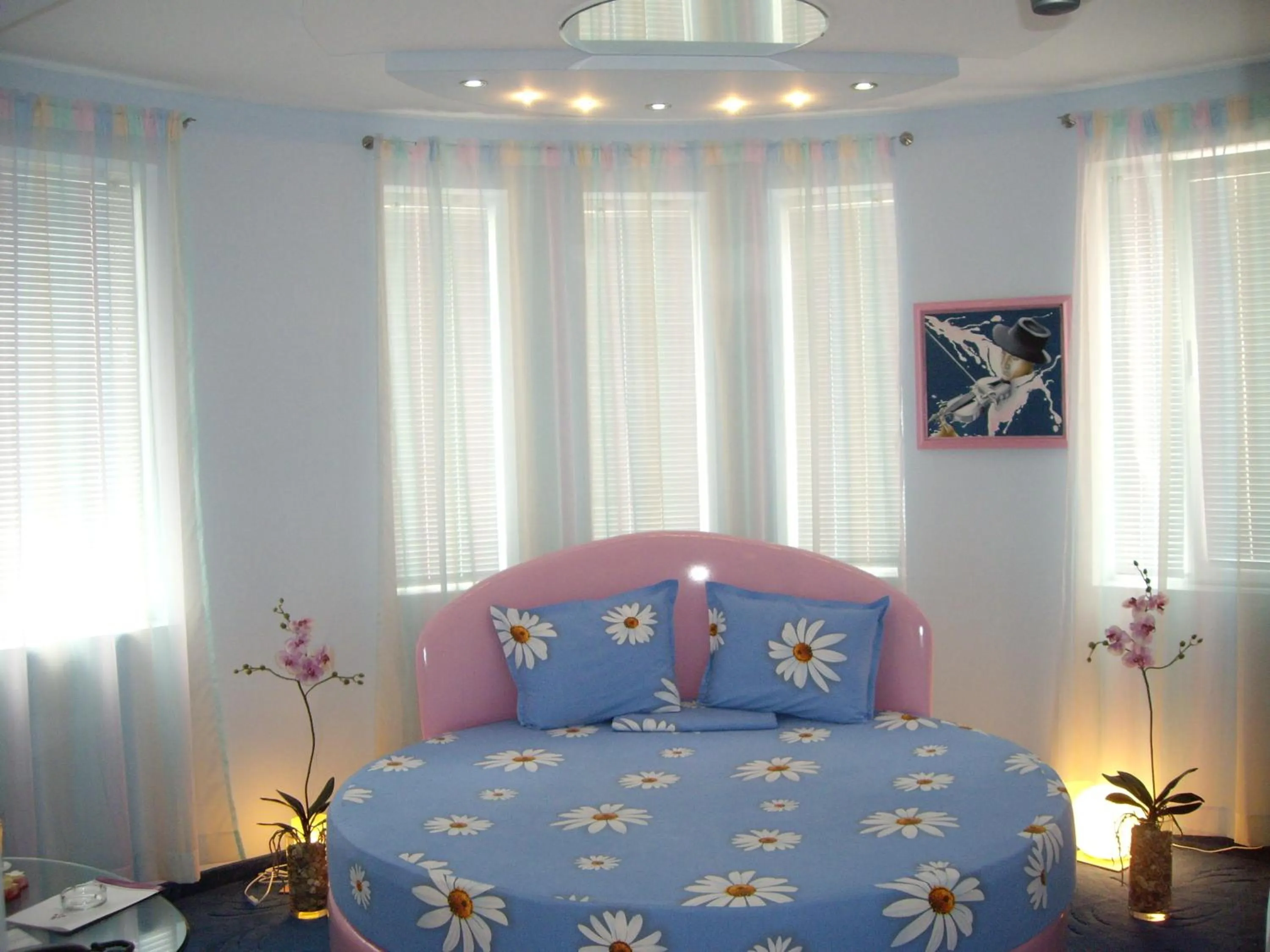 Photo of the whole room in Family Hotel Mania