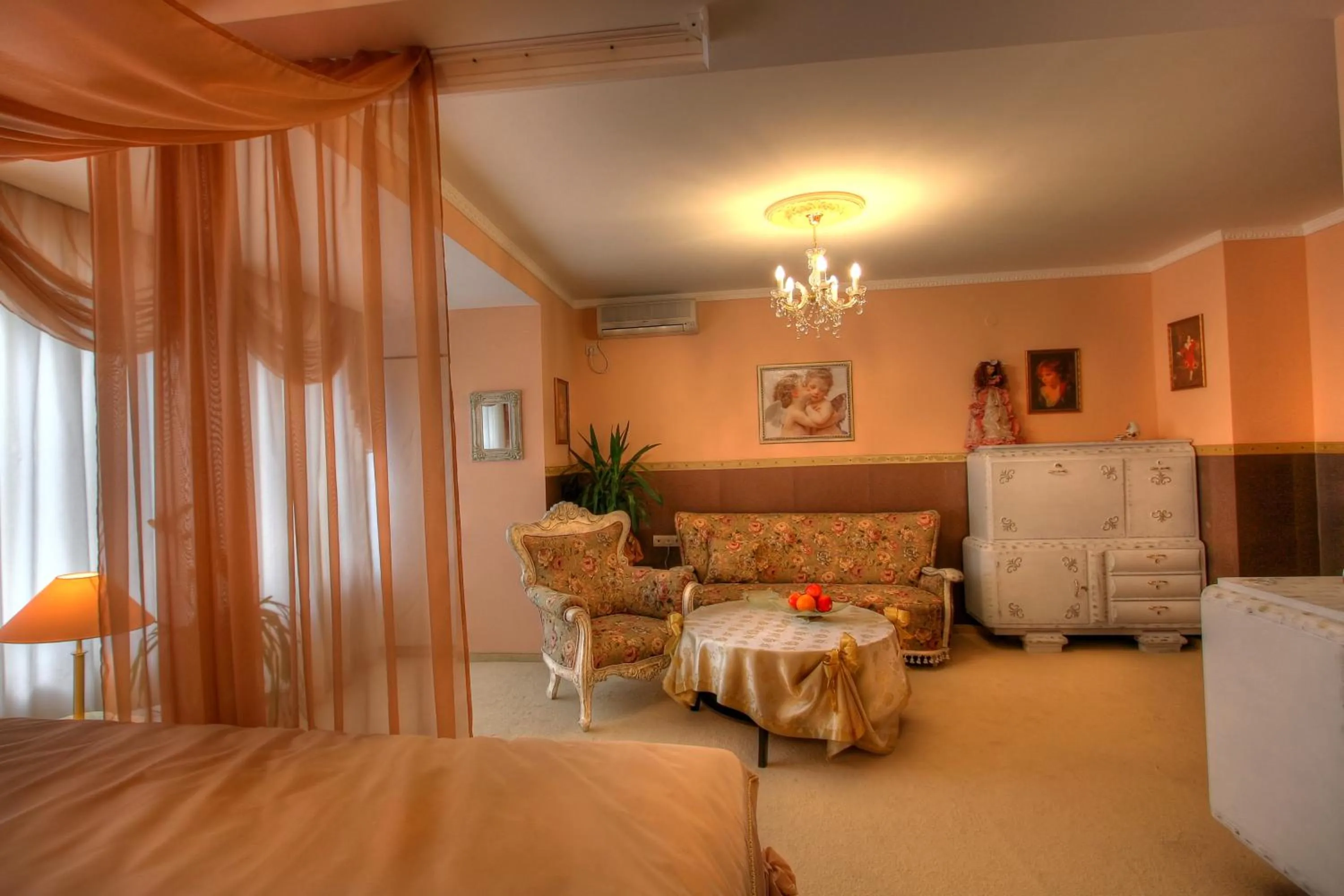 Photo of the whole room in Family Hotel Mania