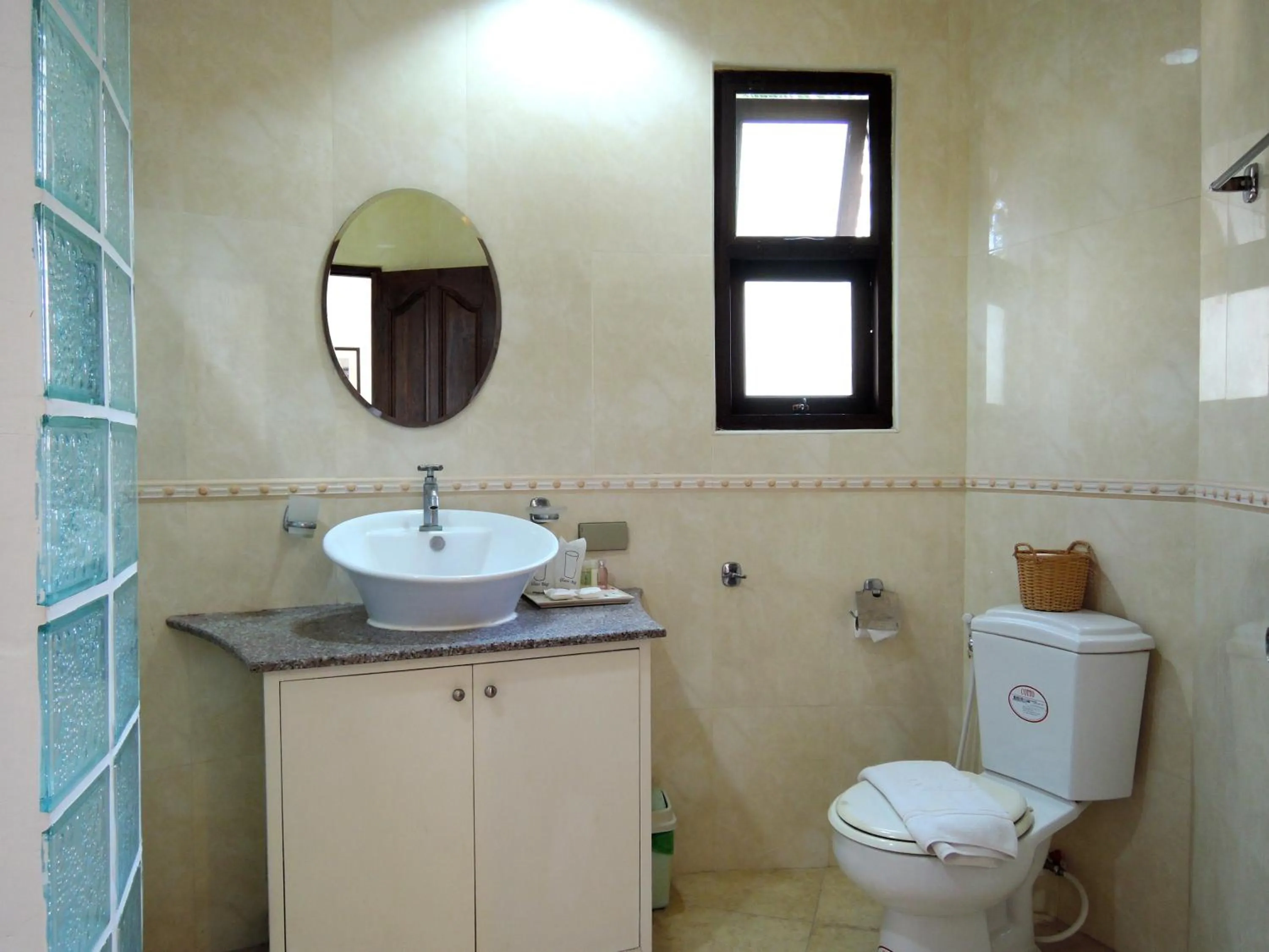 Bathroom in Mango Spa & Resort