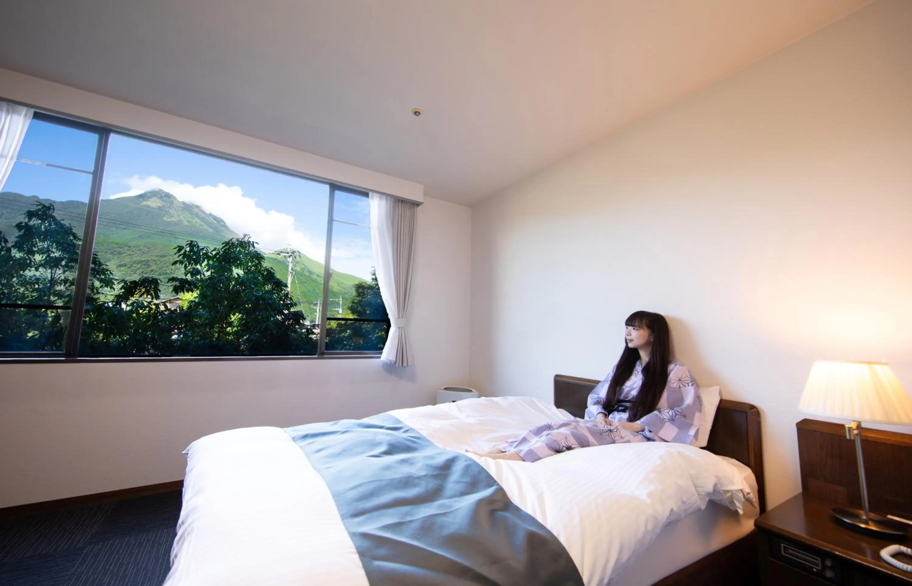 People, Bed in Yufuin Hotel Shuhokan