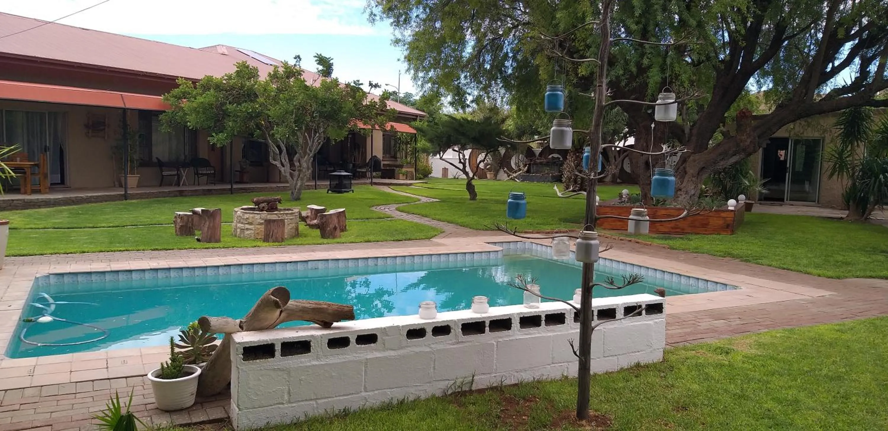 Pool view in Potties Guesthouse