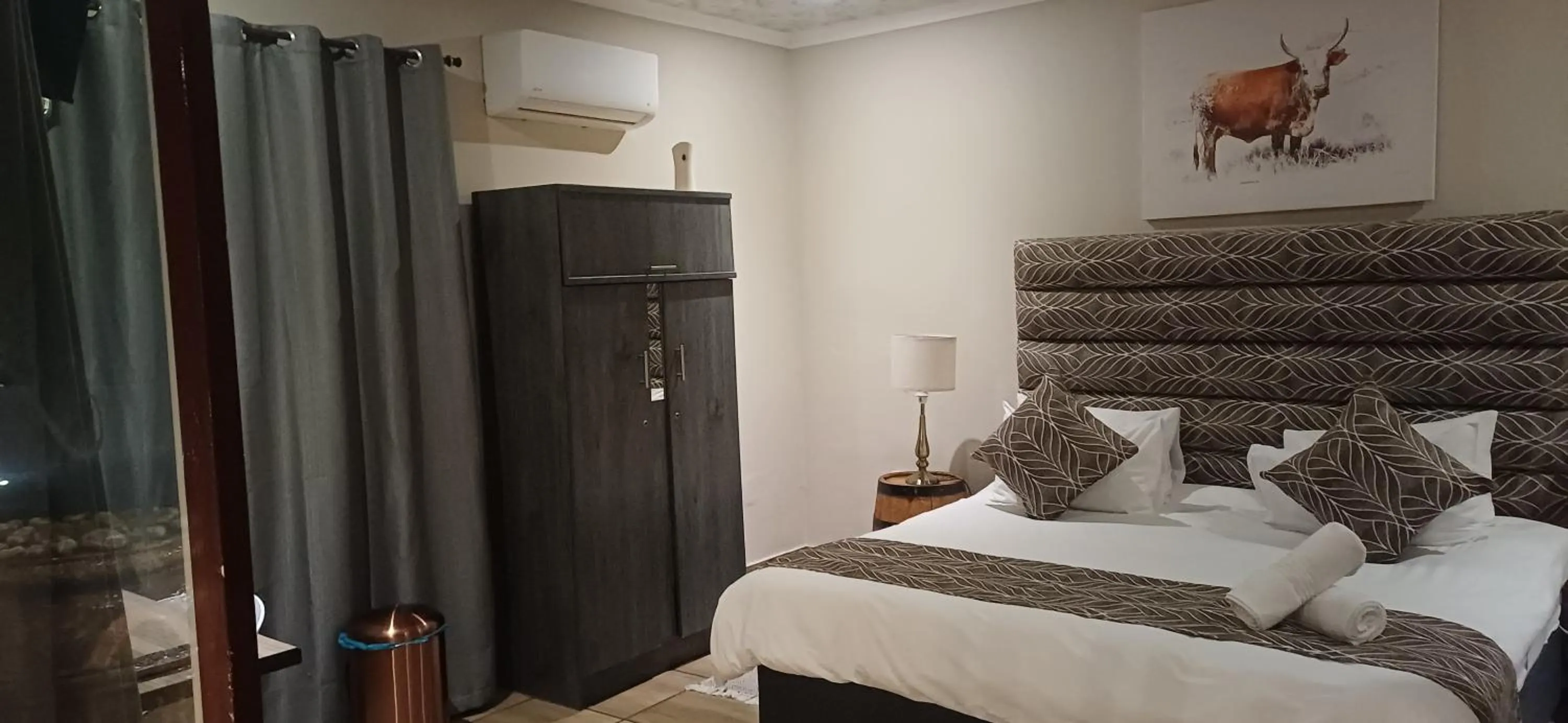 Bedroom, Bed in Potties Guesthouse