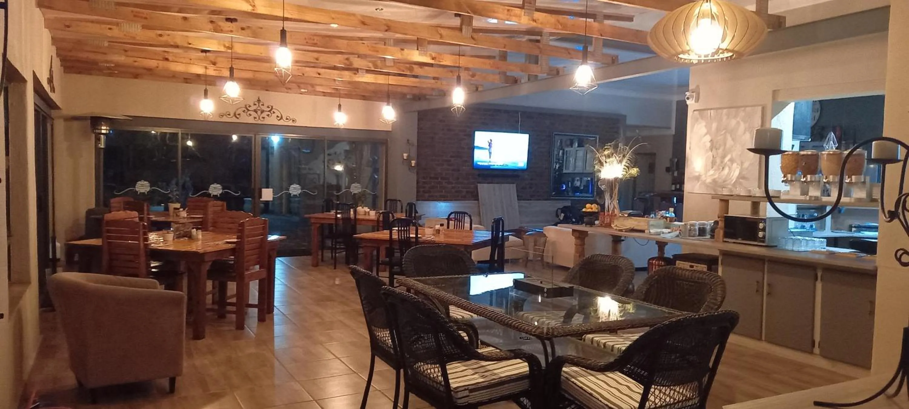 Breakfast in Potties Guesthouse