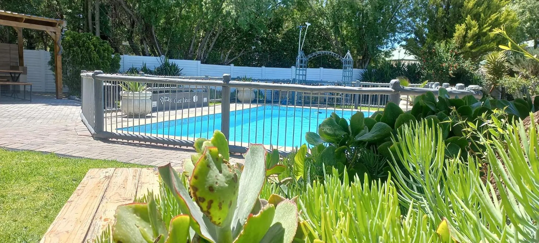 Day in Potties Guesthouse