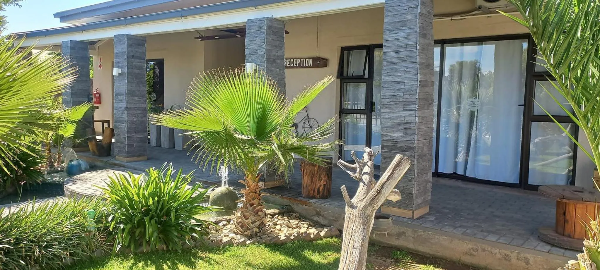 Property building in Potties Guesthouse