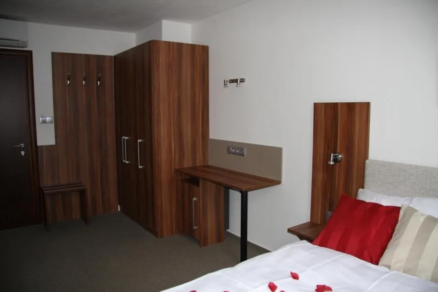Photo of the whole room, Bed in Art Hotel Podebrady