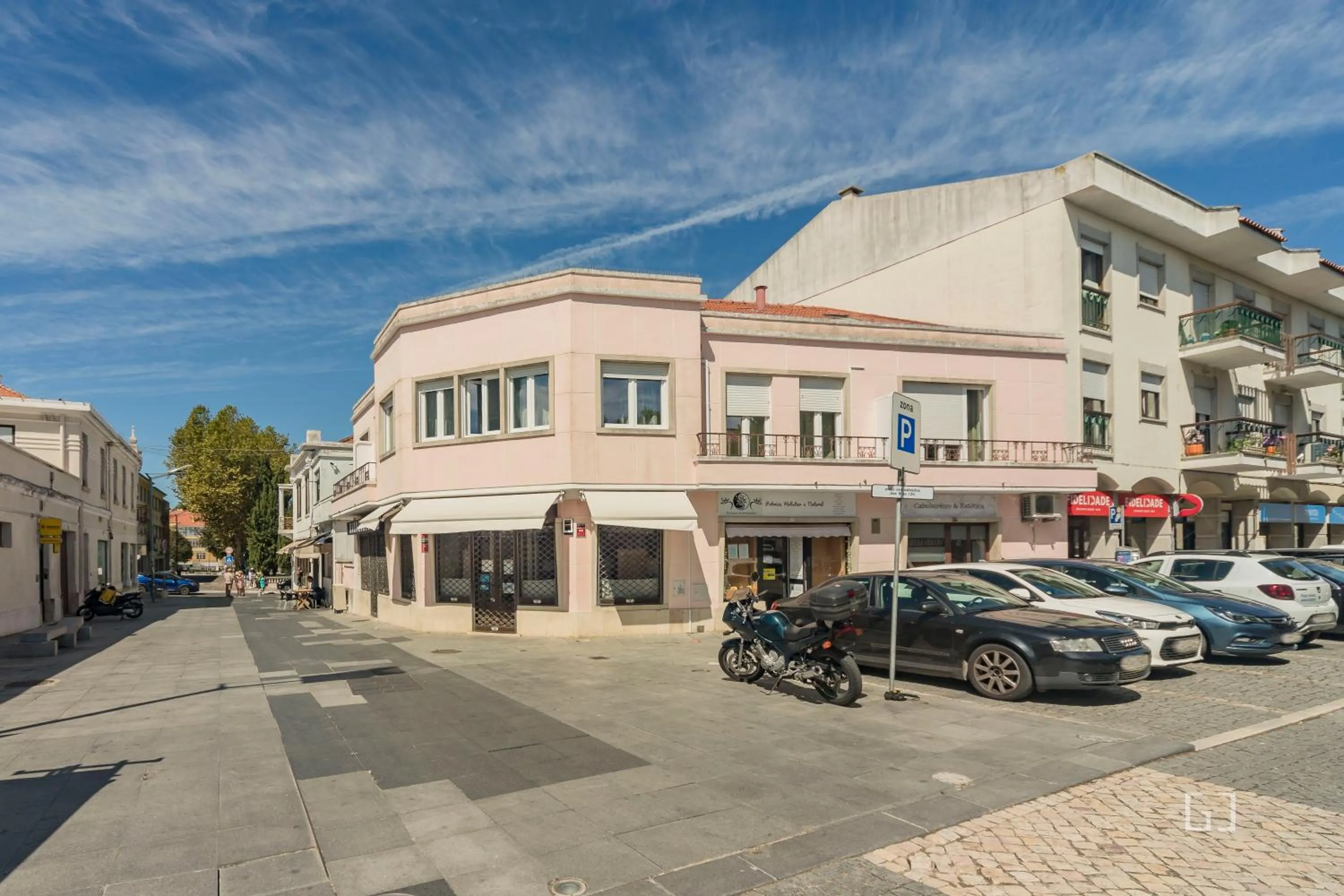 Property building in MouraLua