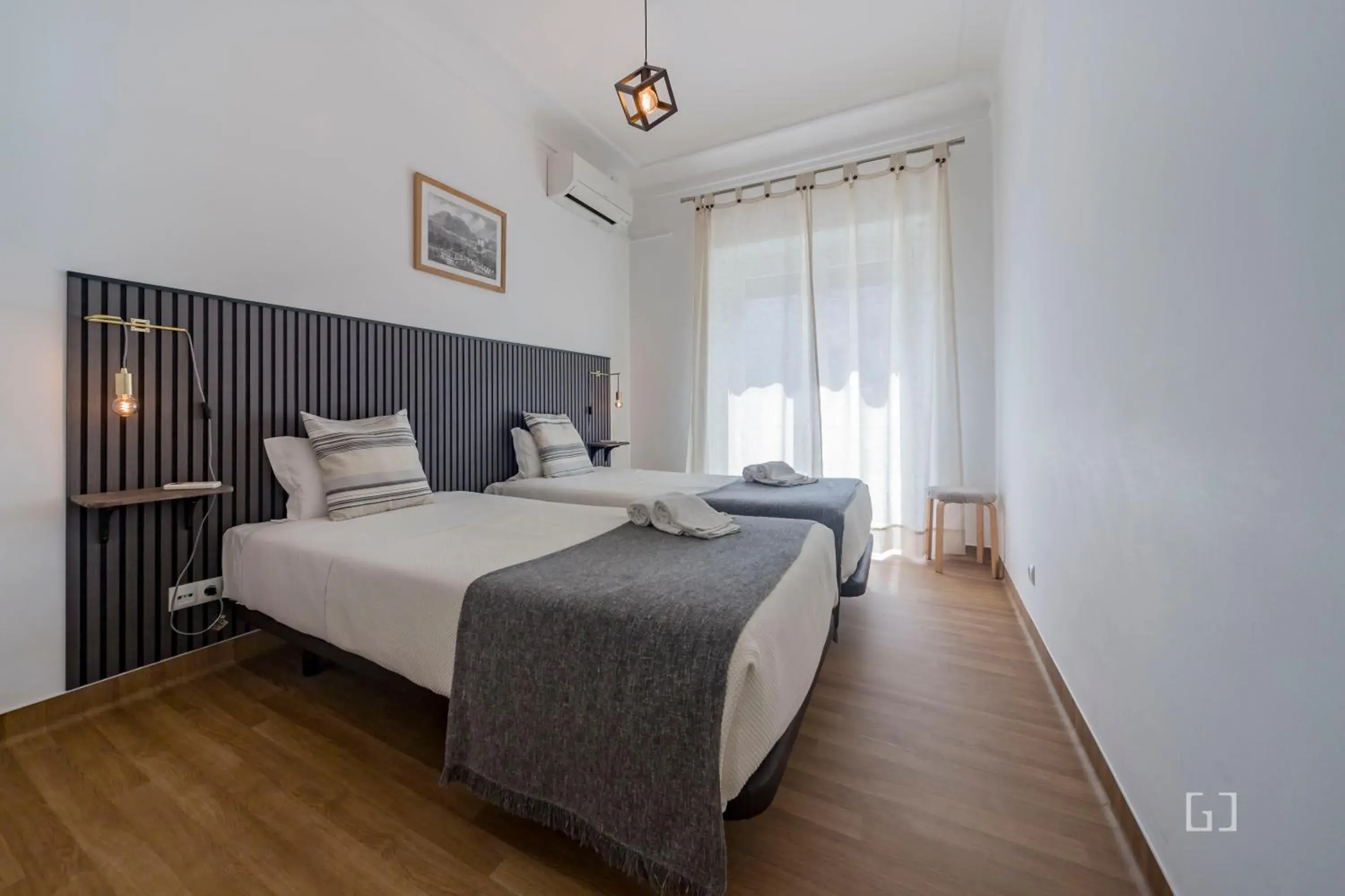 Double or Twin Room with Shared Bathroom in MouraLua Double or Twin Room with Shared Bathroom in MouraLua