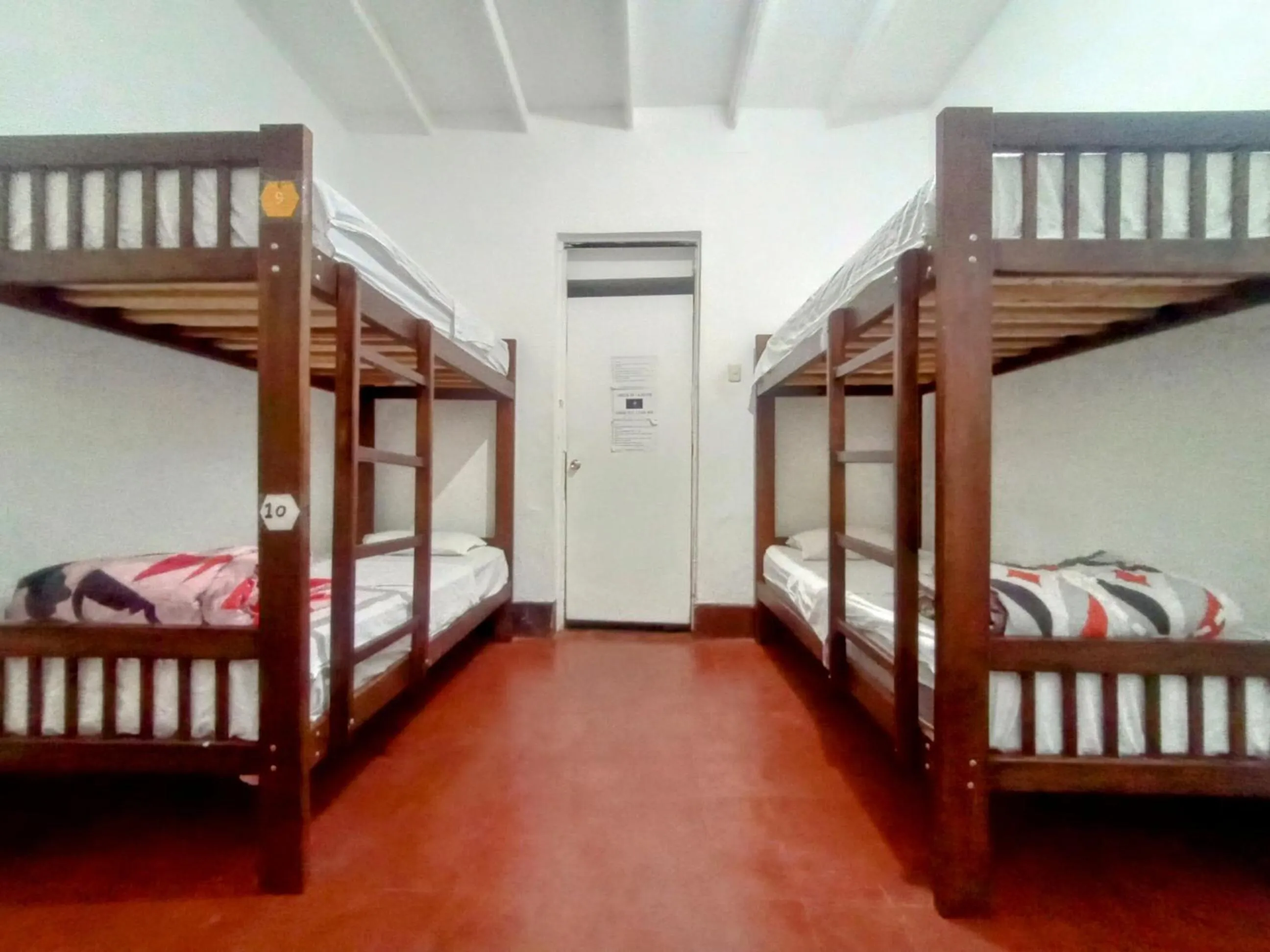 Photo of the whole room, Bed in Samanai Wasi