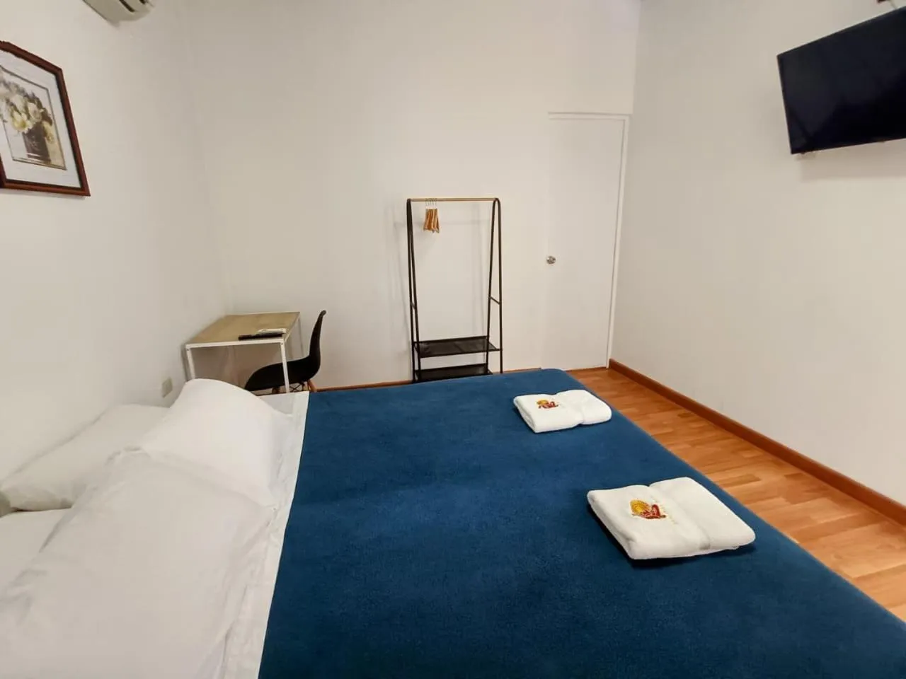 wardrobe, Bed in Samanai Wasi