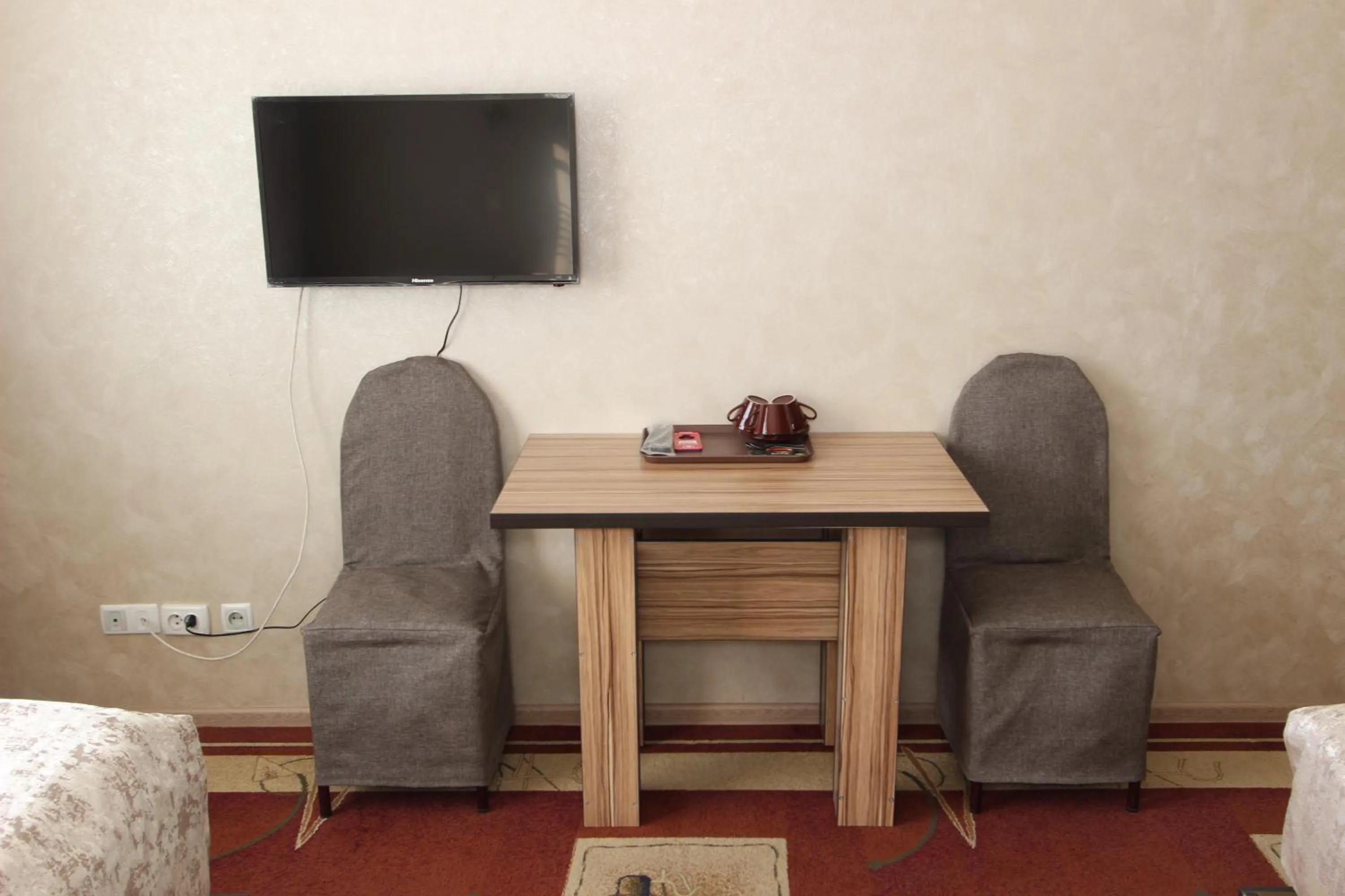 TV and multimedia in Madanur Hotel