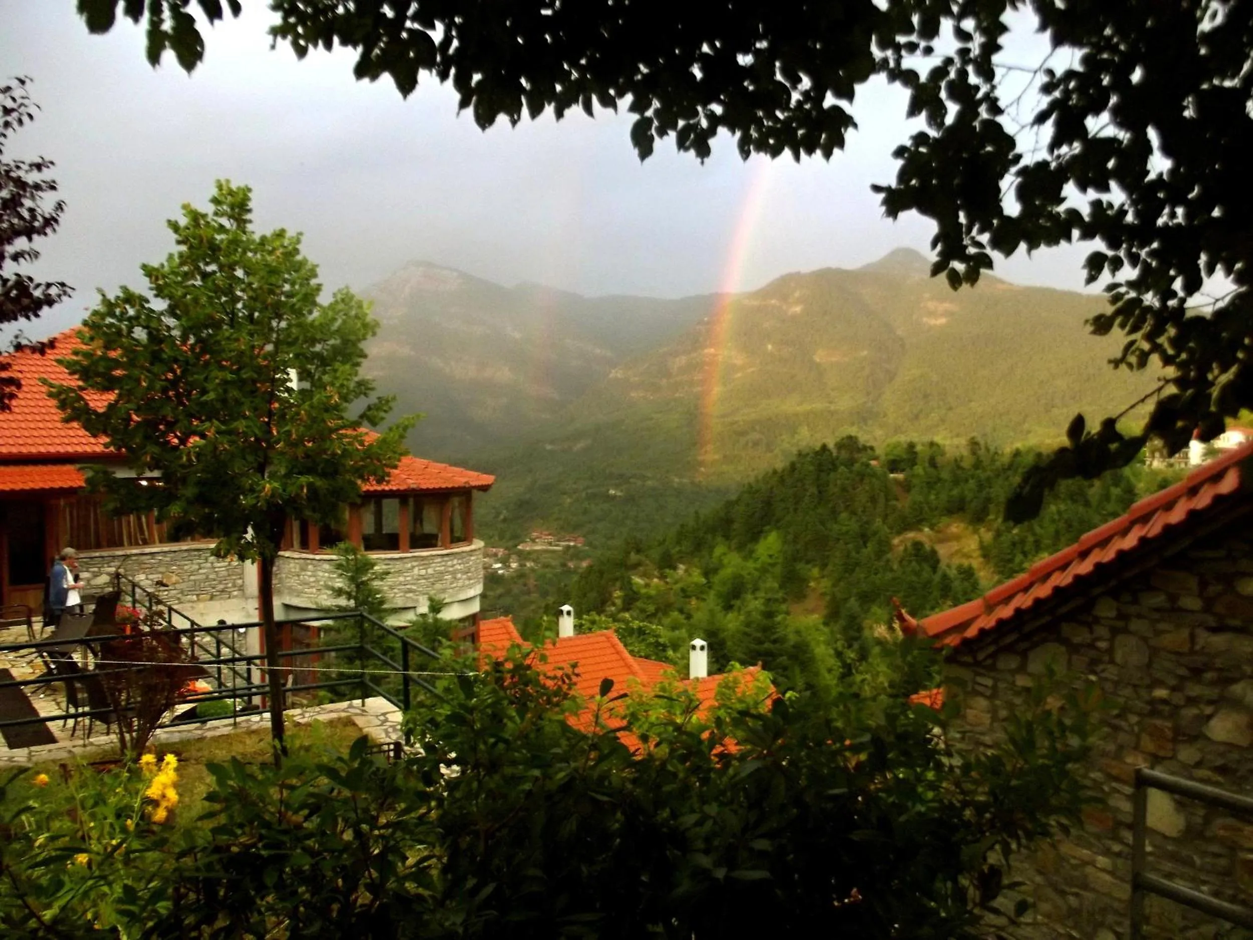 Area and facilities in Ta Petrina