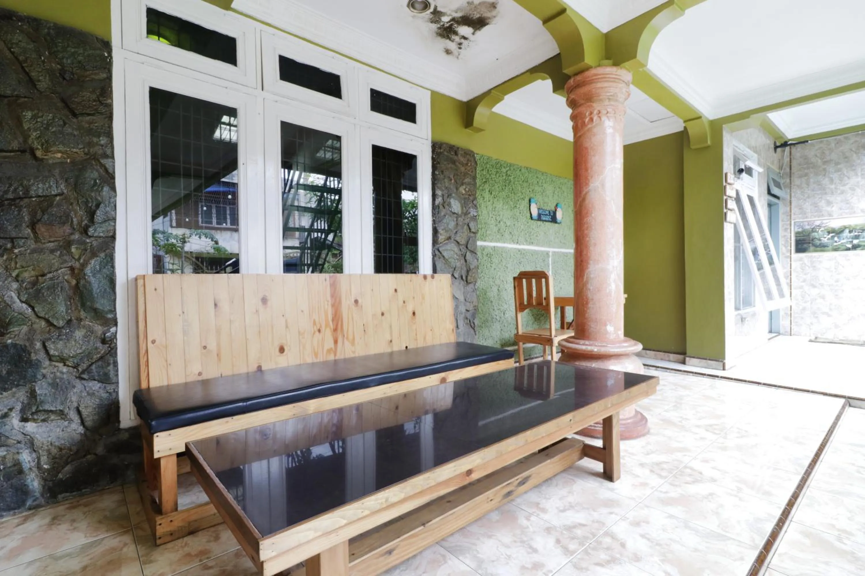 Facade/entrance in Waroeng Transit & Depary Homestay