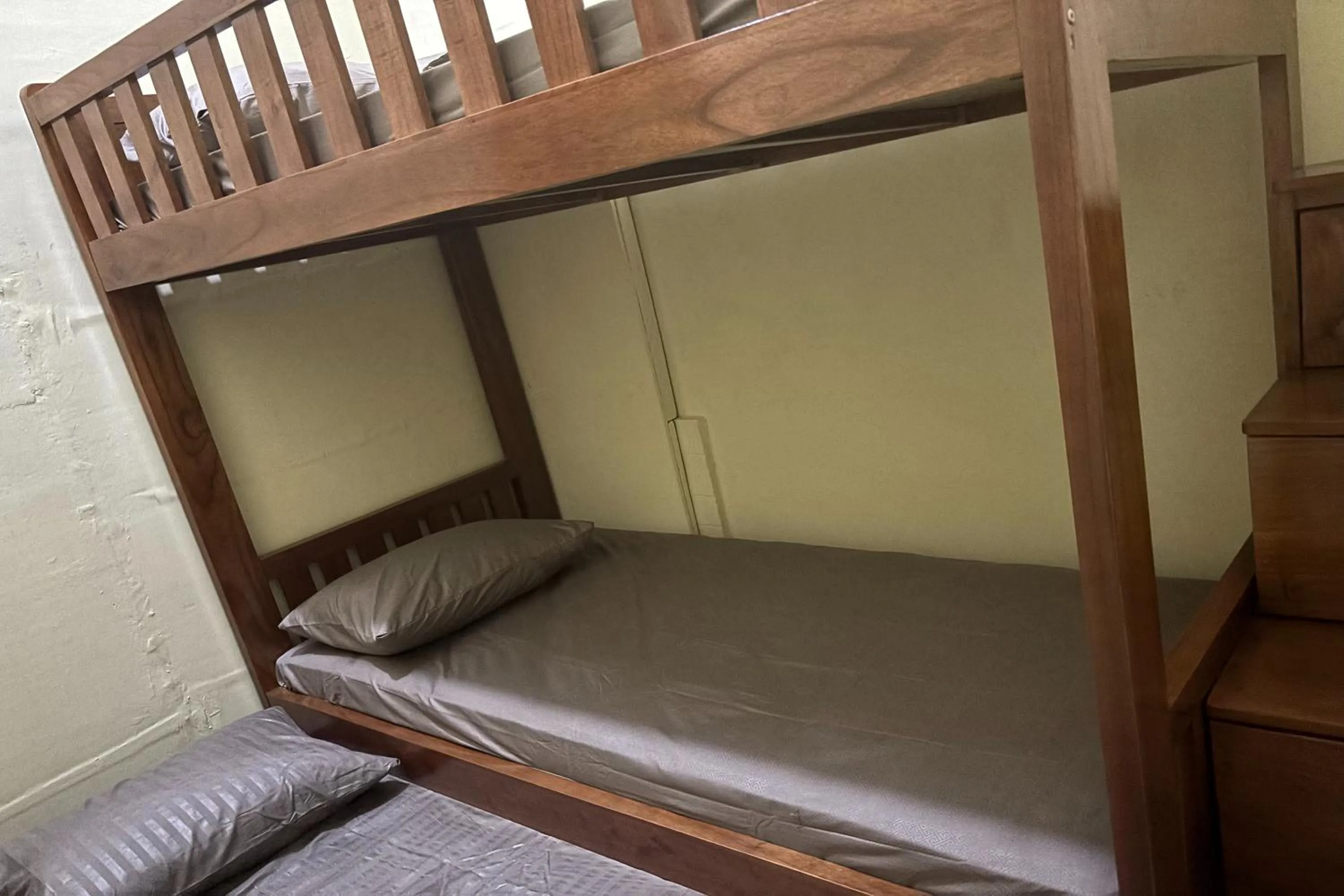 Bed in Waroeng Transit & Depary Homestay