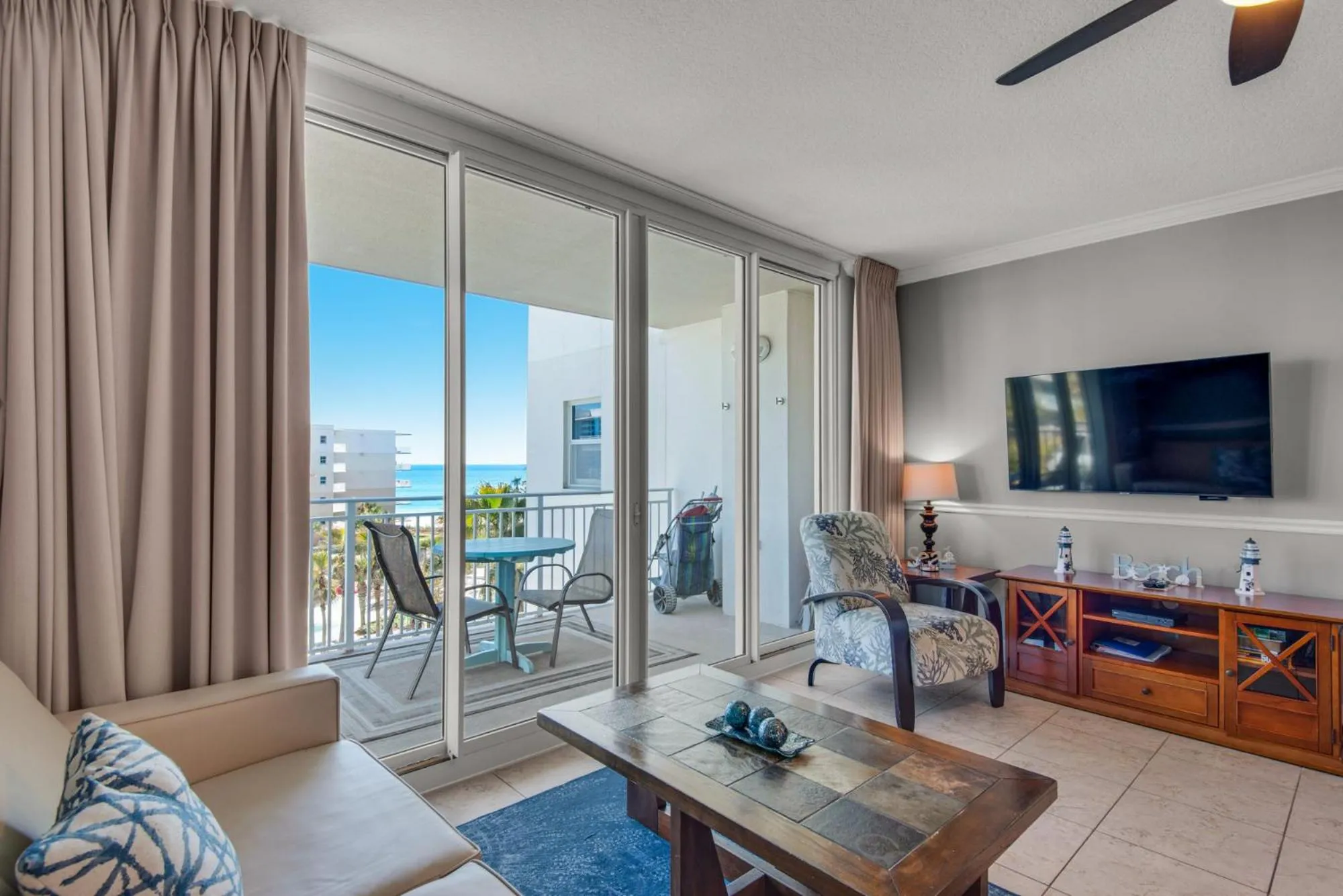 TV and multimedia in Waterscape Resort by Tufan