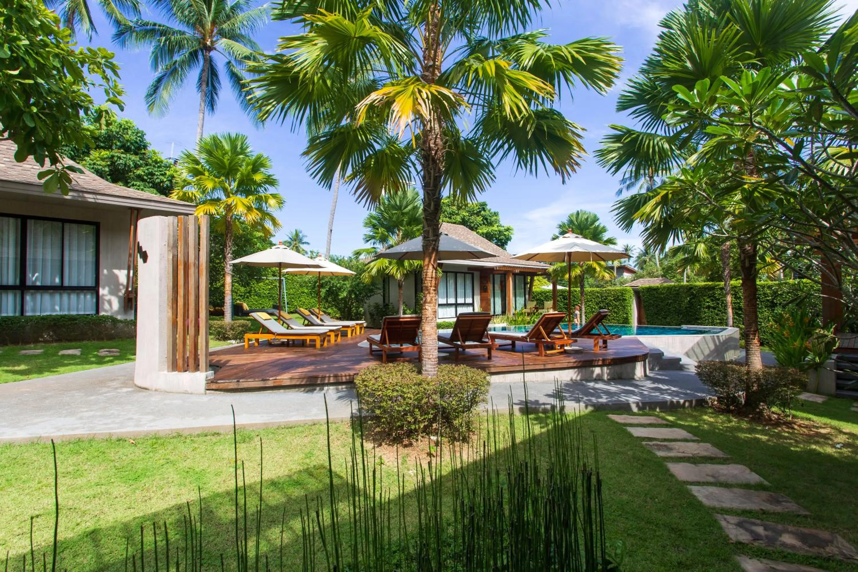 CHUZ Villas Samui SHA Plus