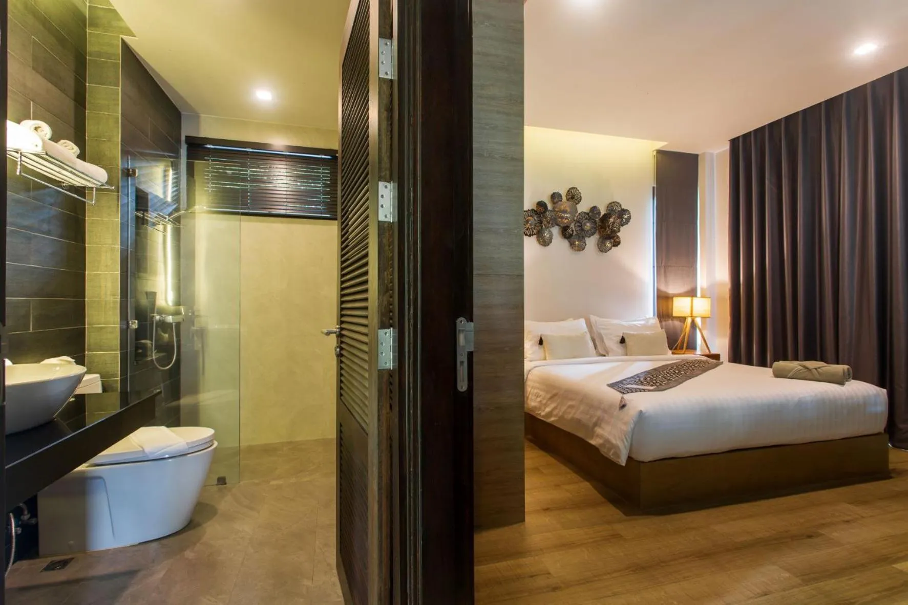 Bed in CHUZ Villas Samui SHA Plus