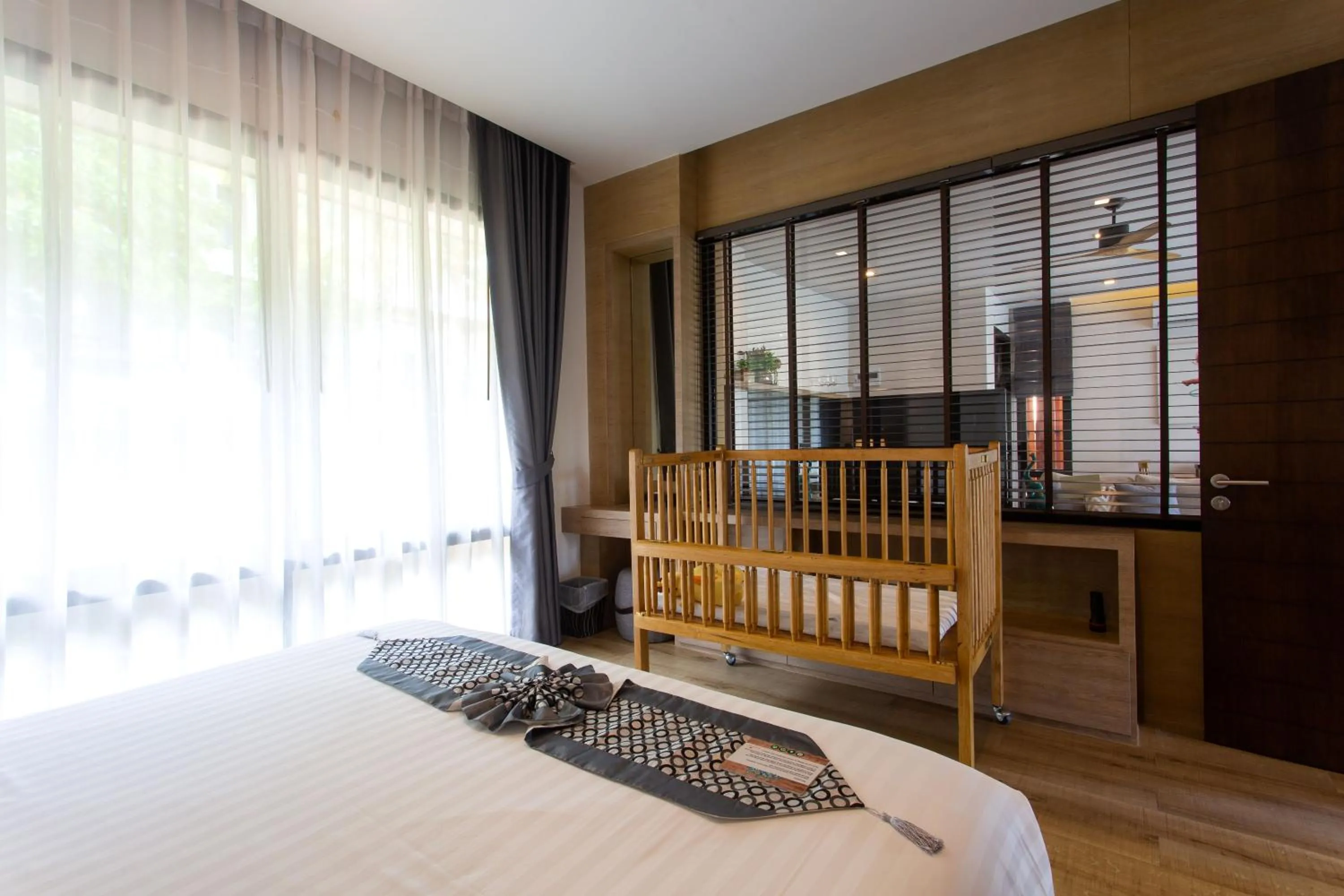 Bed in CHUZ Villas Samui SHA Plus