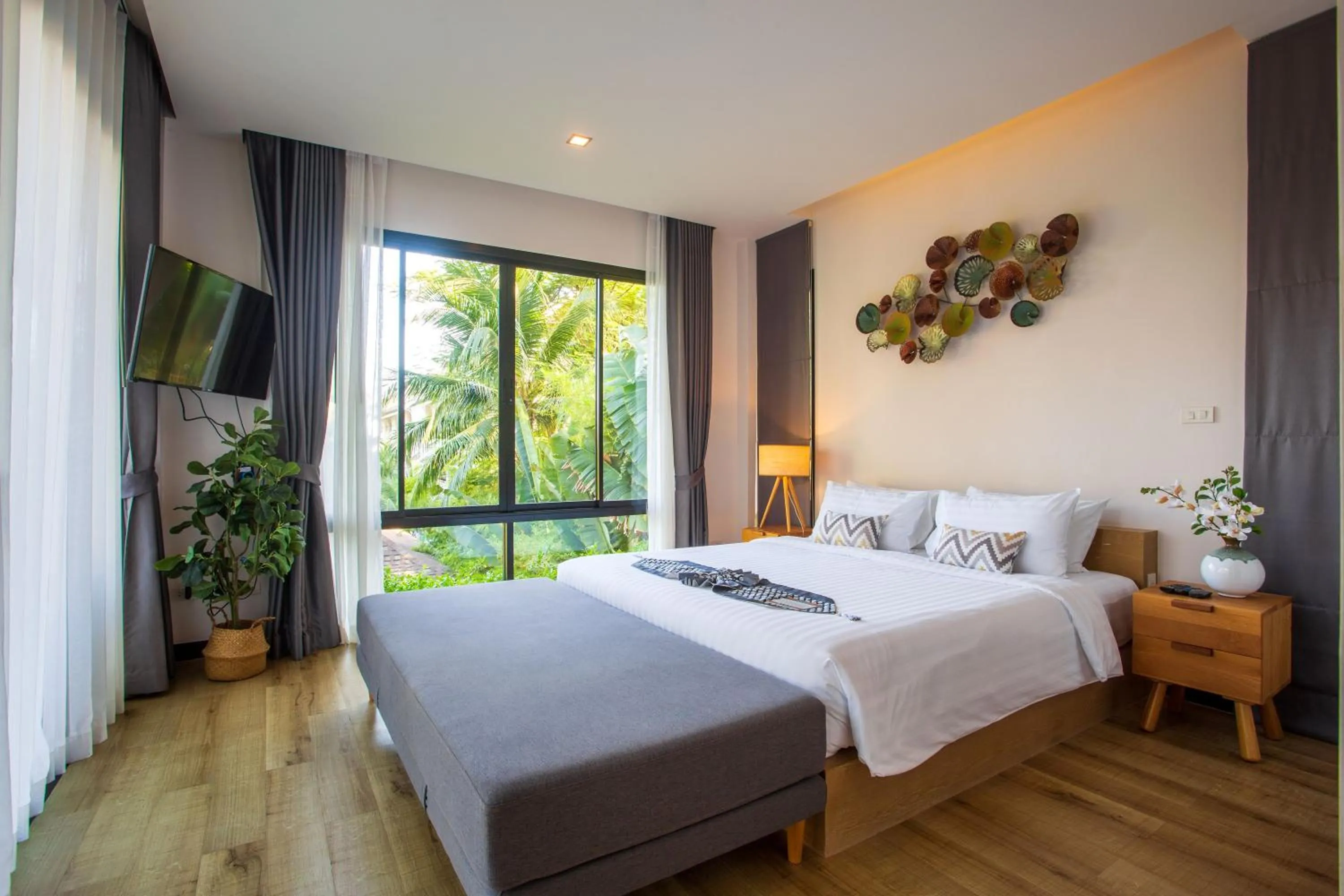 Bed in CHUZ Villas Samui SHA Plus