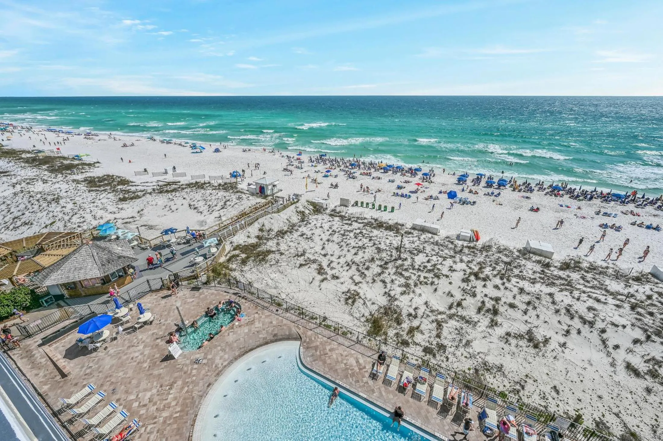 Bird's eye view in Pelican Beach Resort by Tufan