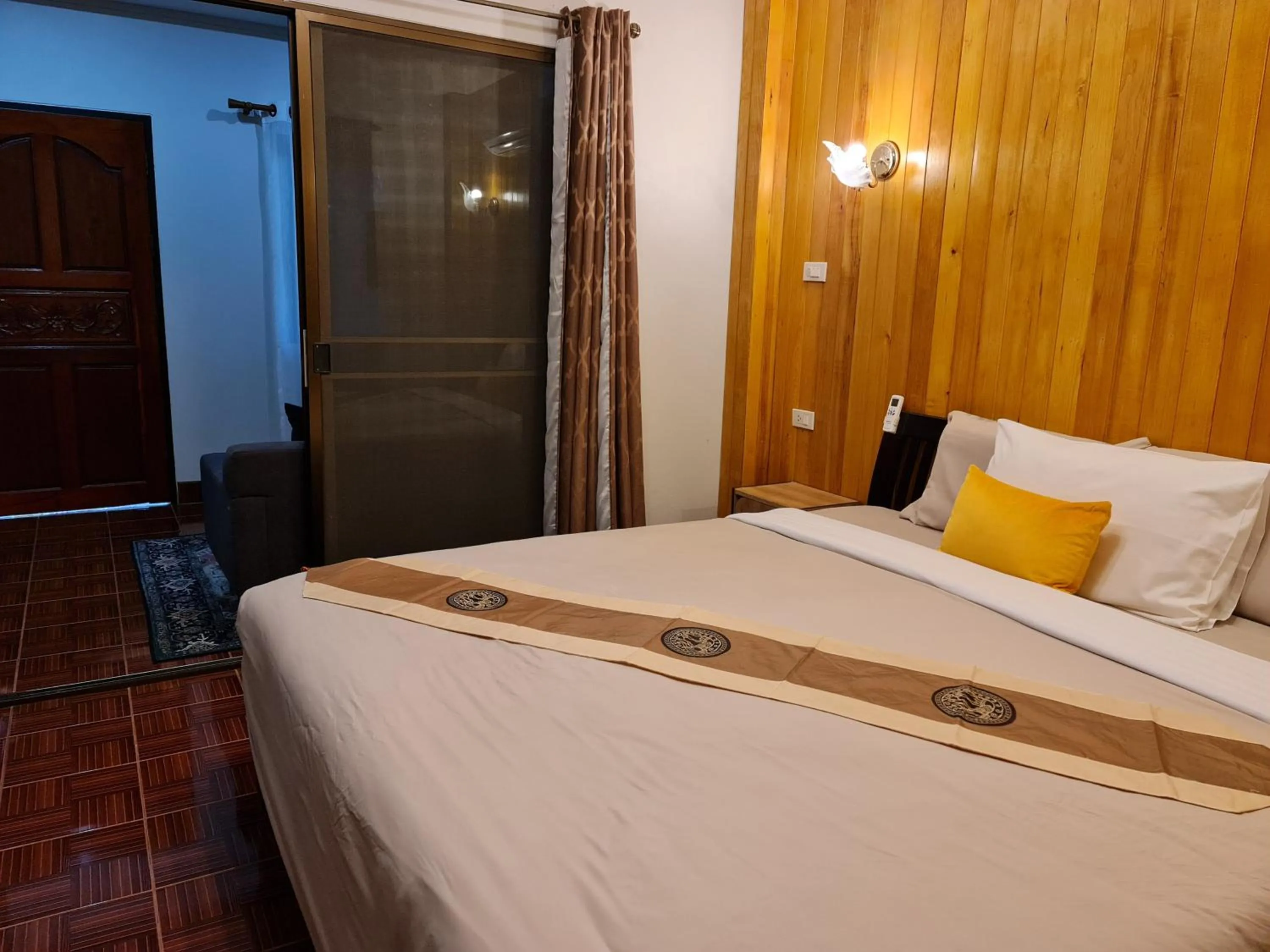 Bedroom, Bed in Momento Bangtao Beach