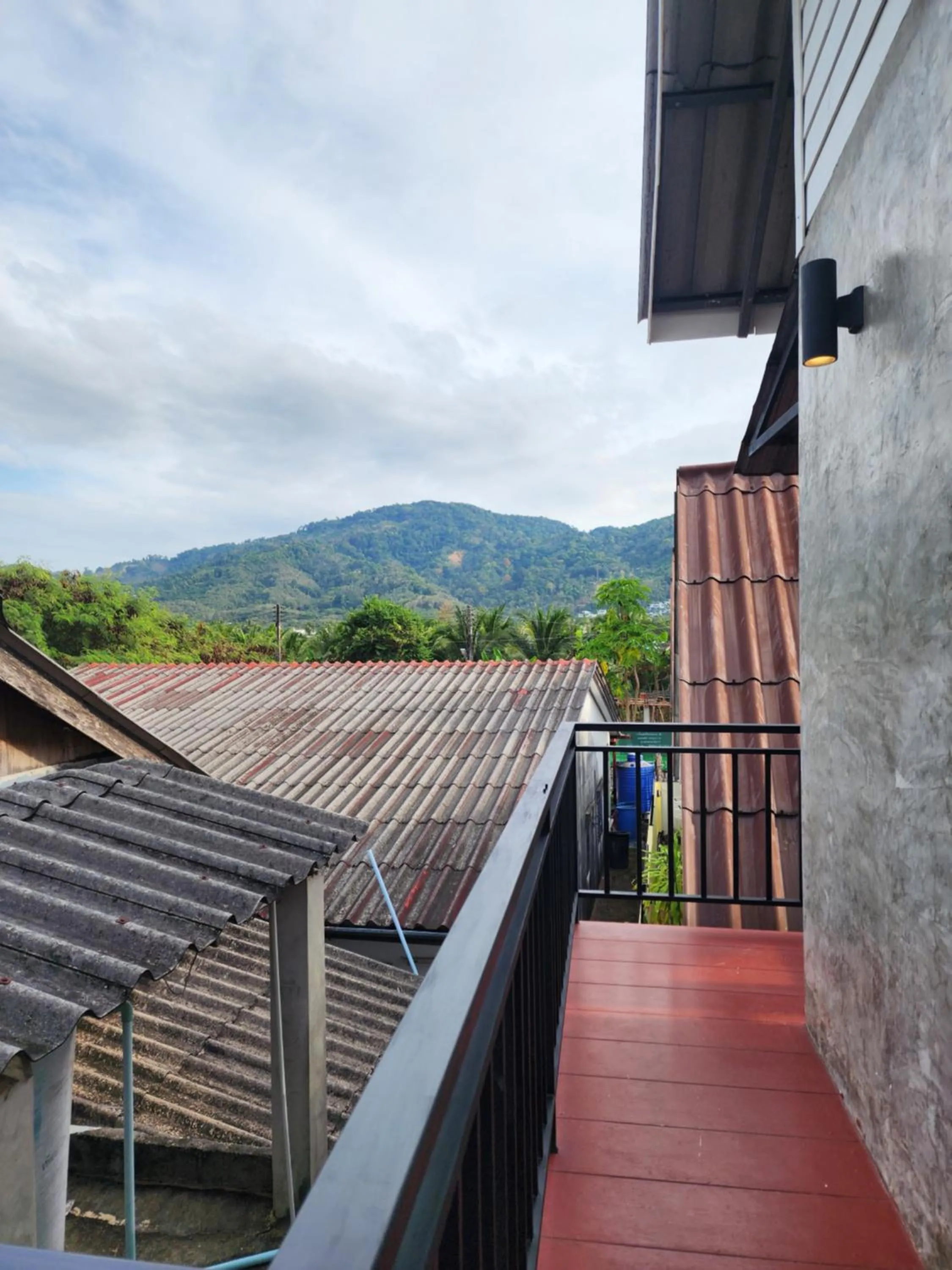 Momento Bangtao Beach