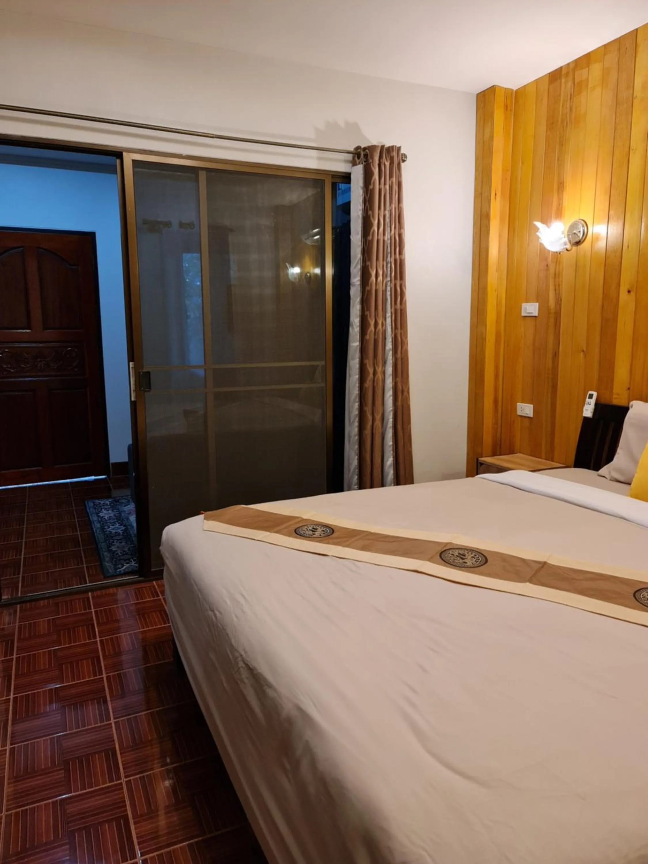 Bedroom, Bed in Momento Bangtao Beach