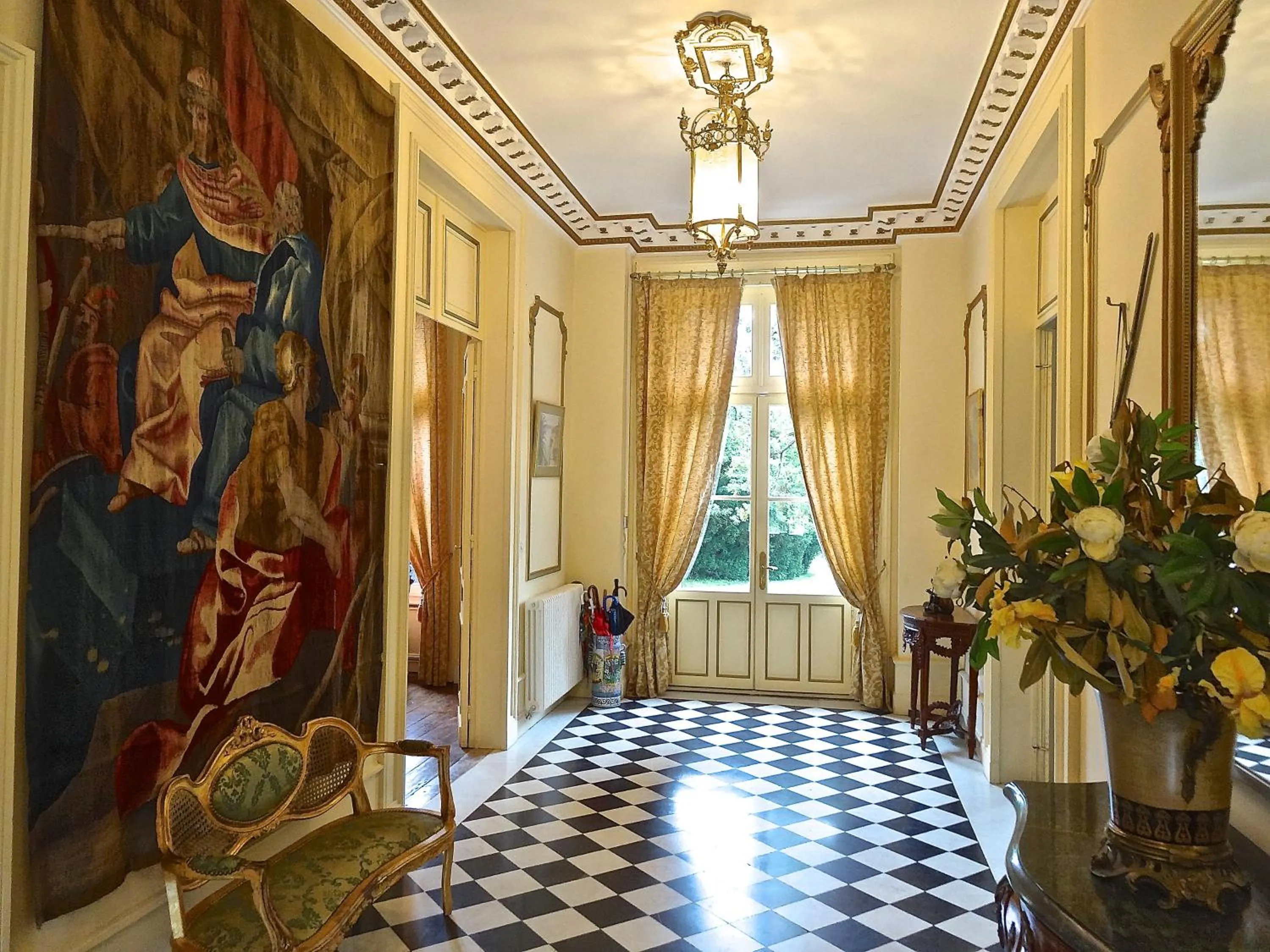 Lobby or reception in CHATEAU Les VALLÉES