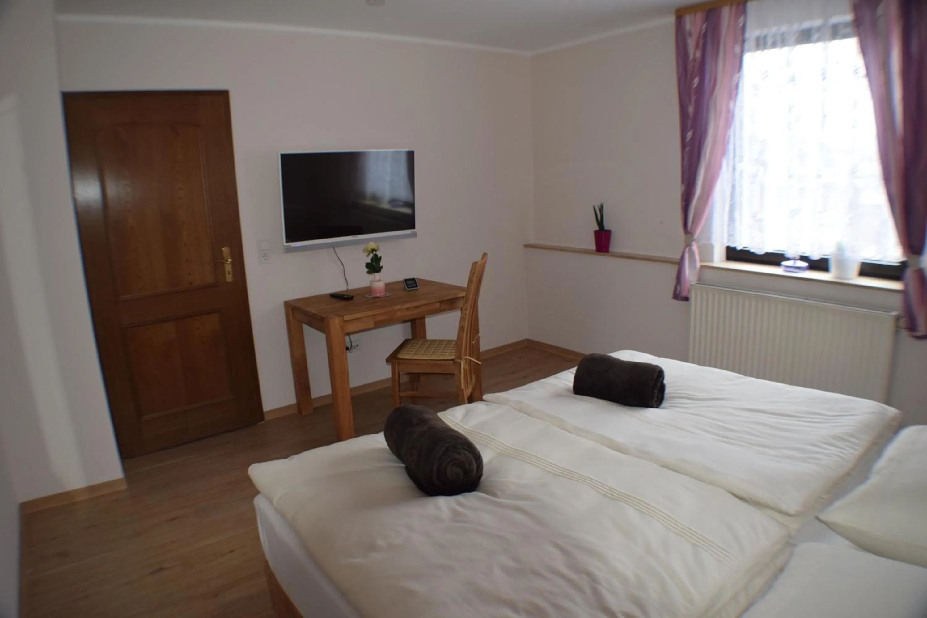 Photo of the whole room, Bed in Hotel Bürgergesellschaft