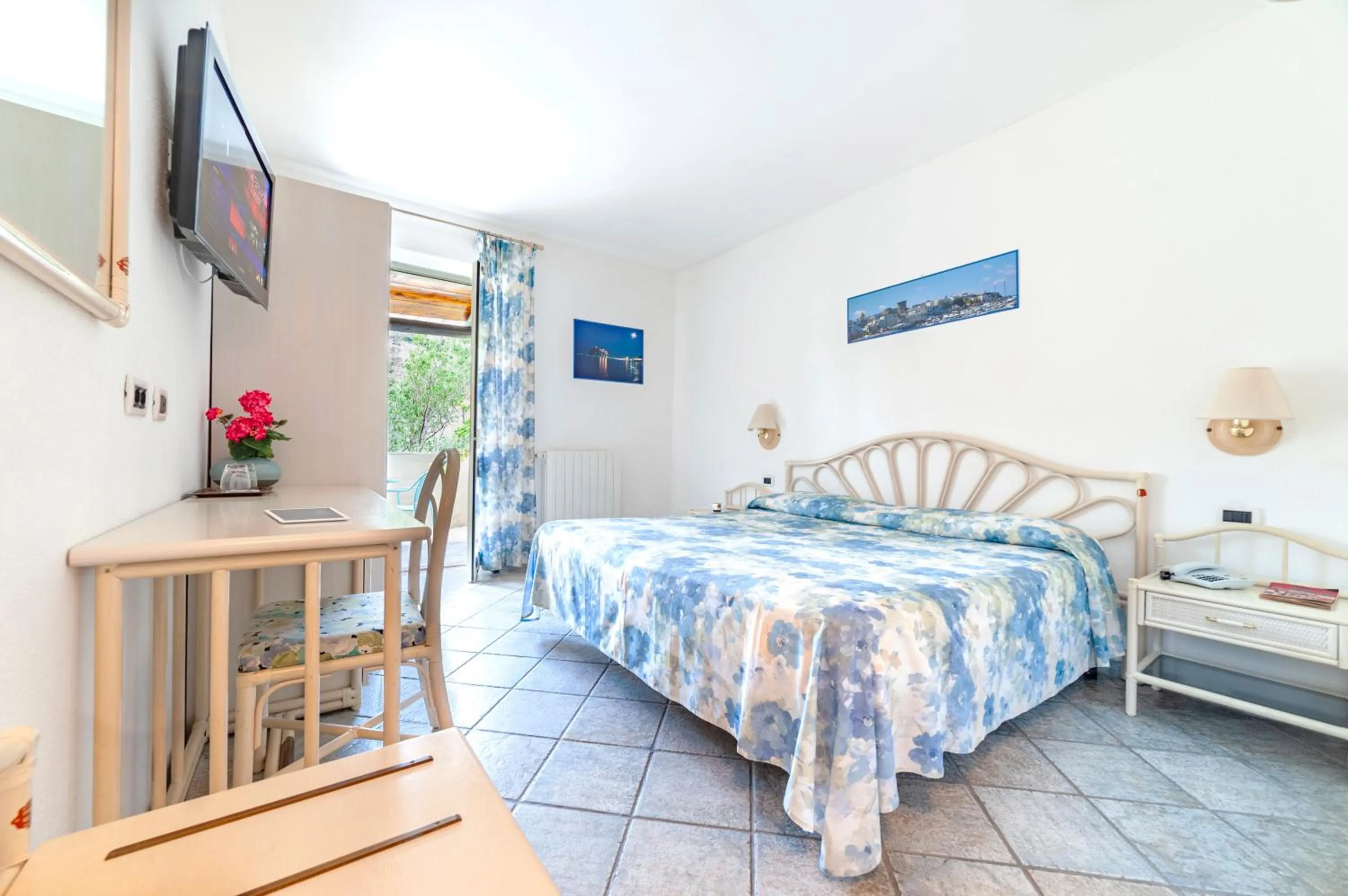 Bed in Punta Chiarito Resort