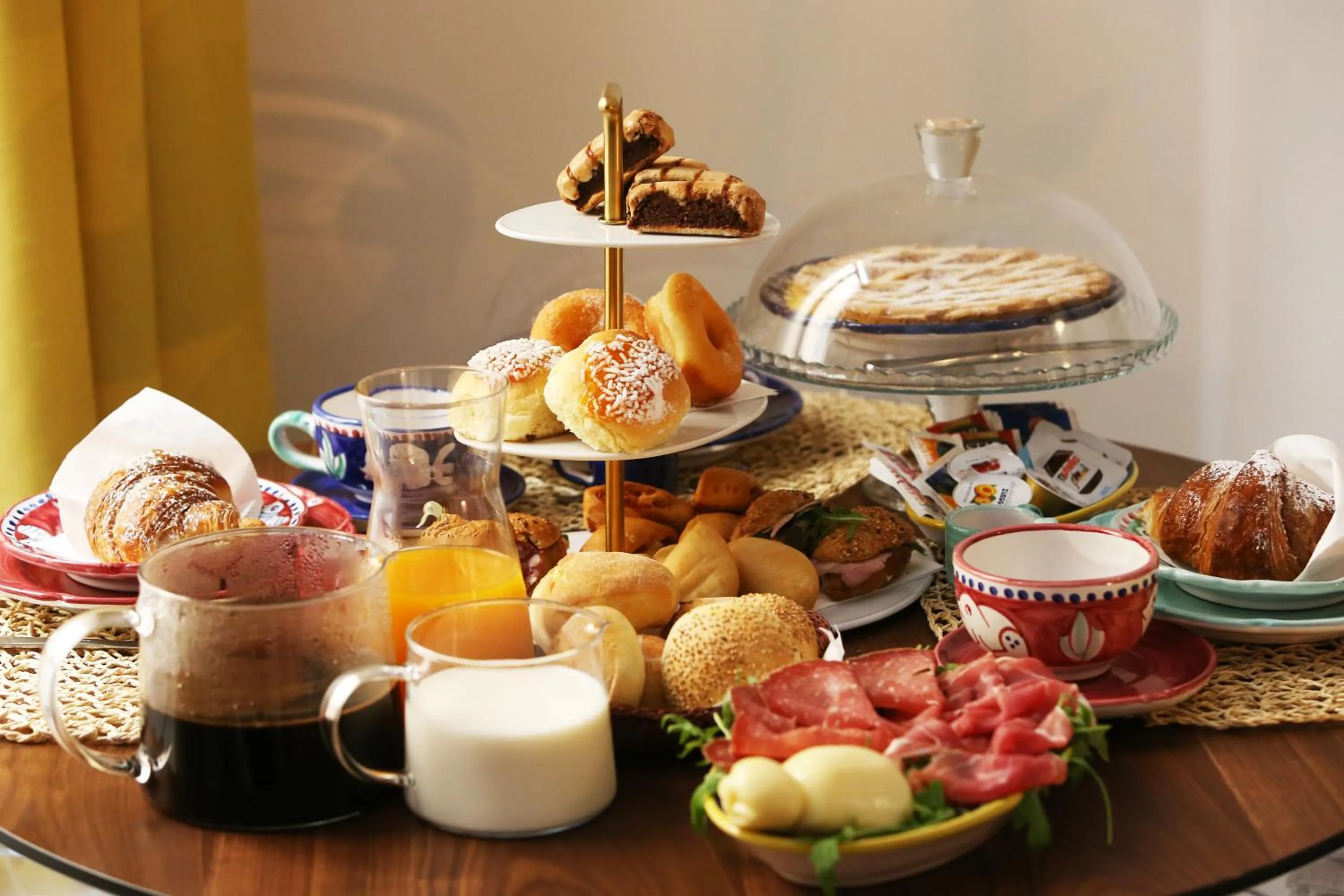 Food and drinks in B&B Salerno al Duomo