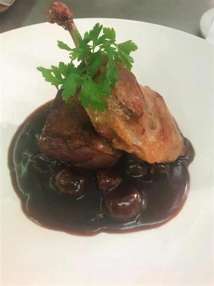 Food in Hickman Hill Hotel