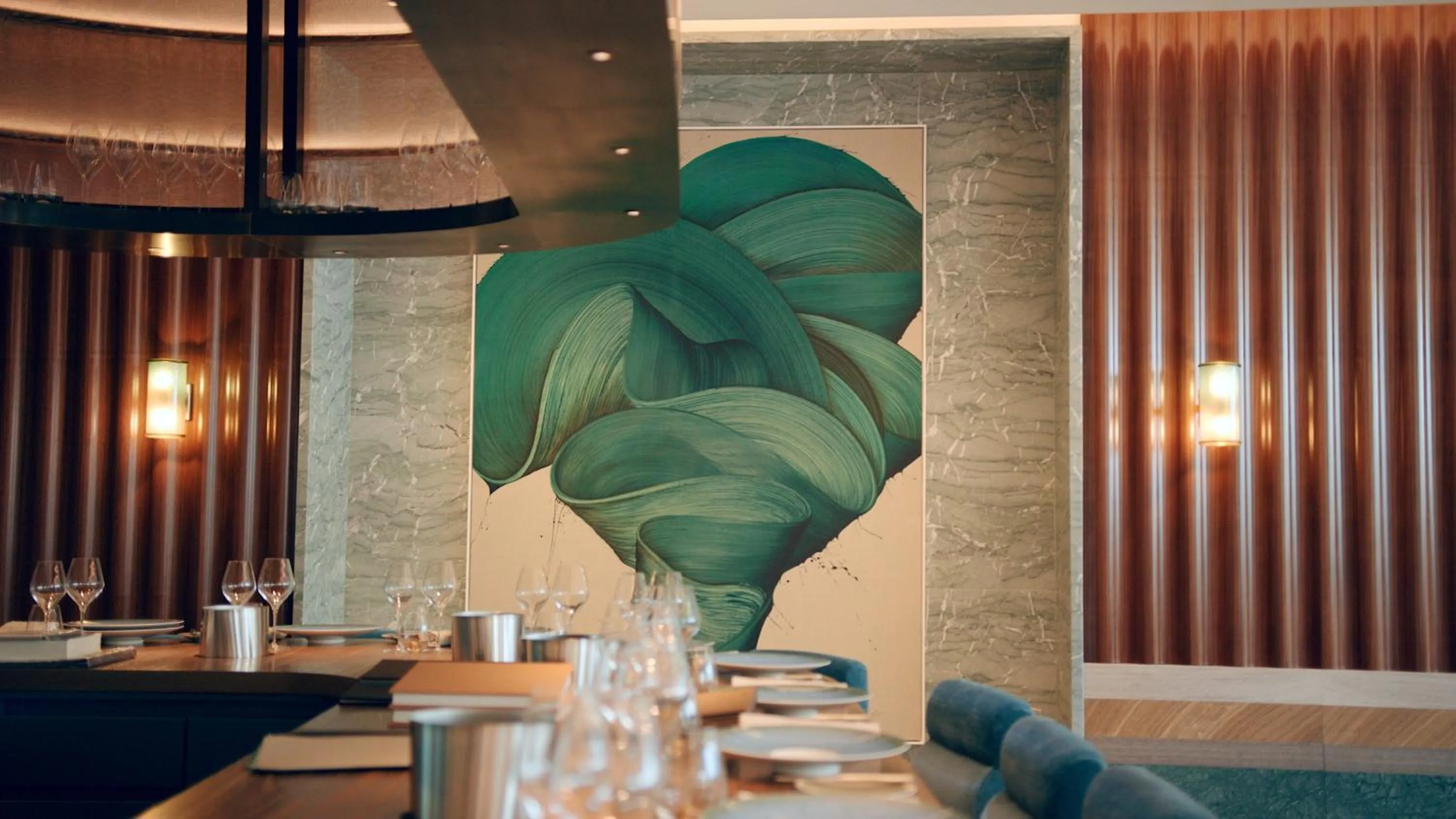 Restaurant/places to eat in Four Seasons Hotel London at Park Lane