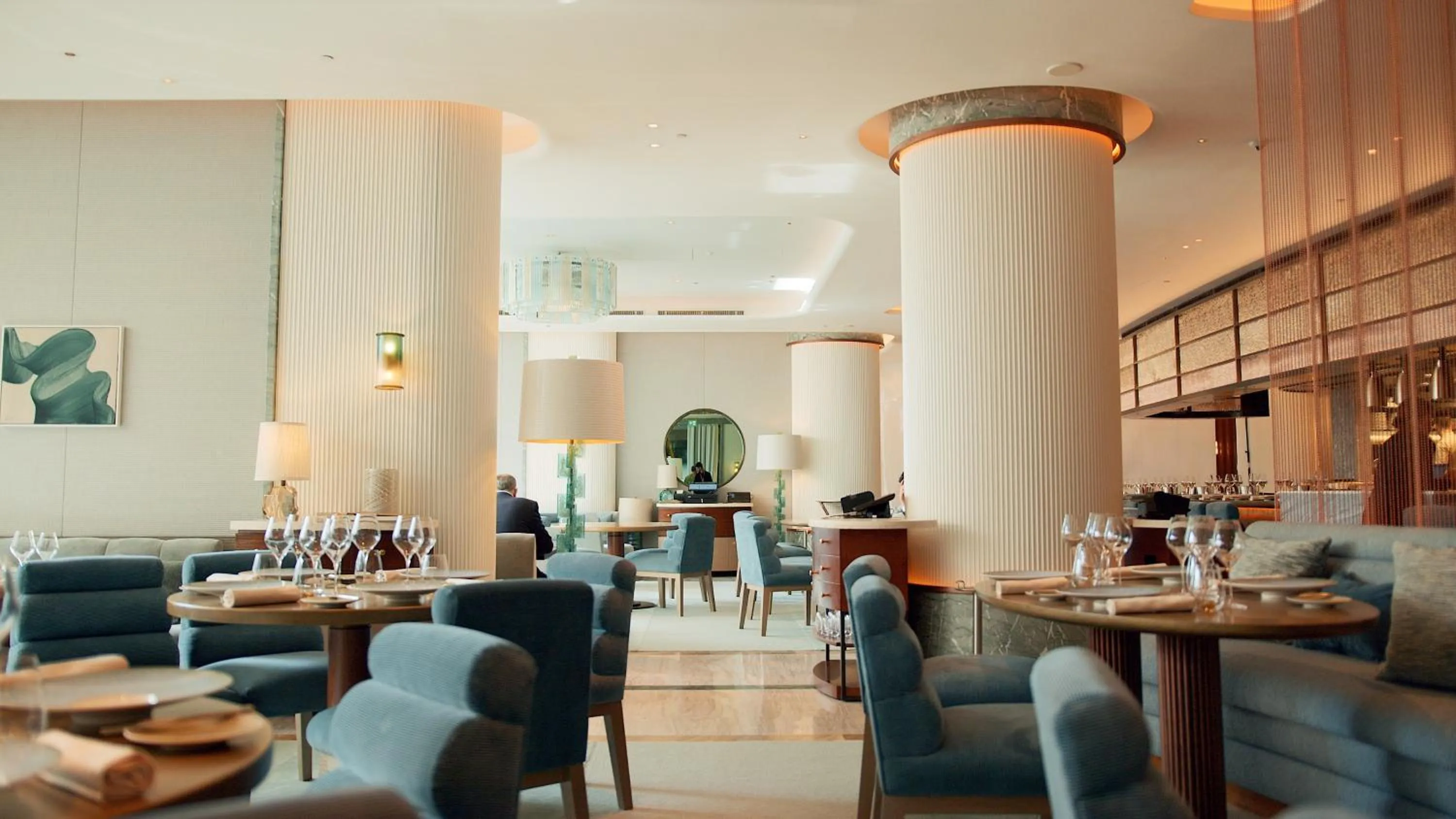 Restaurant/places to eat in Four Seasons Hotel London at Park Lane