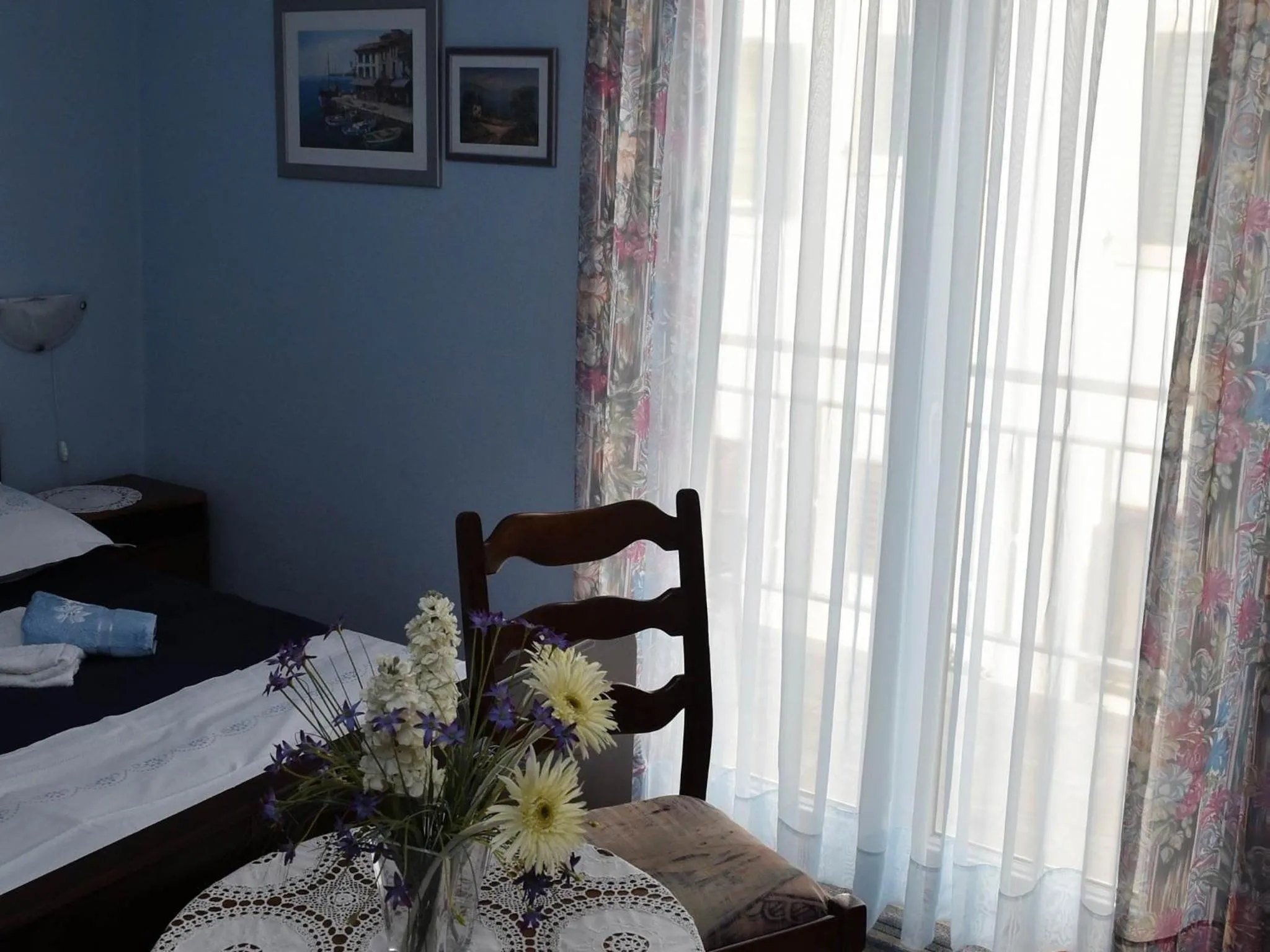 Bedroom, Bed in Apartment Manigo