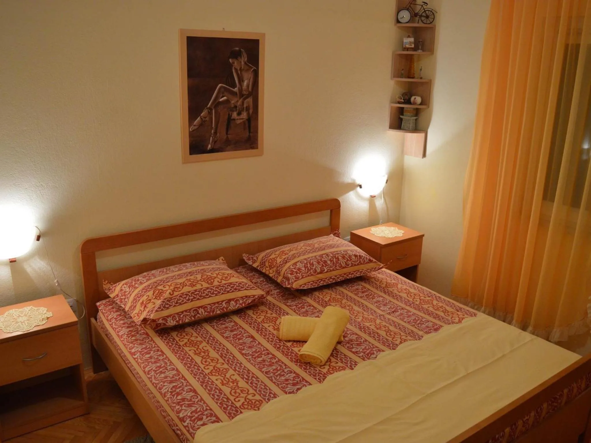 Bedroom, Bed in Apartment Manigo