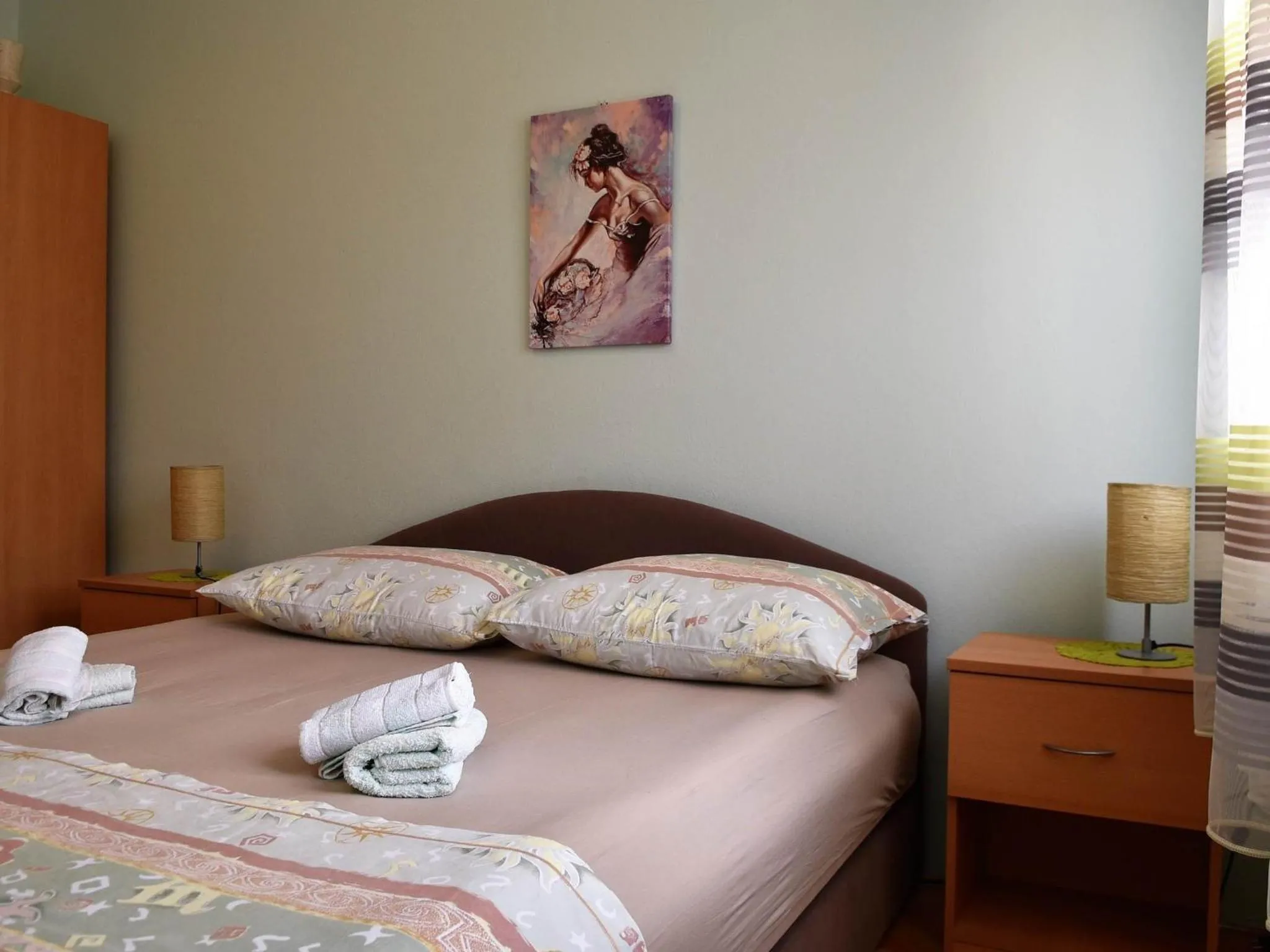 Bedroom, Bed in Apartment Manigo