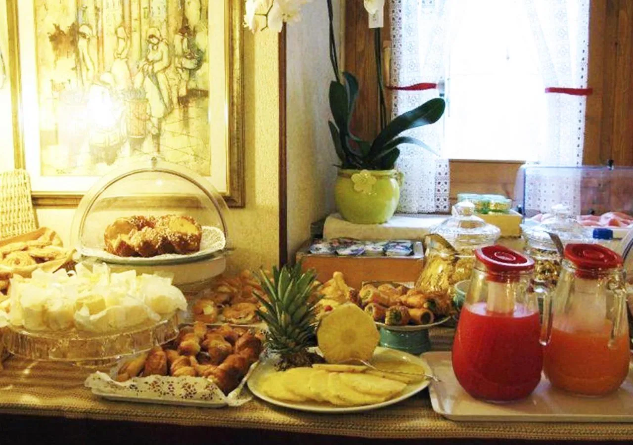 Food and drinks in Hotel Bucaneve