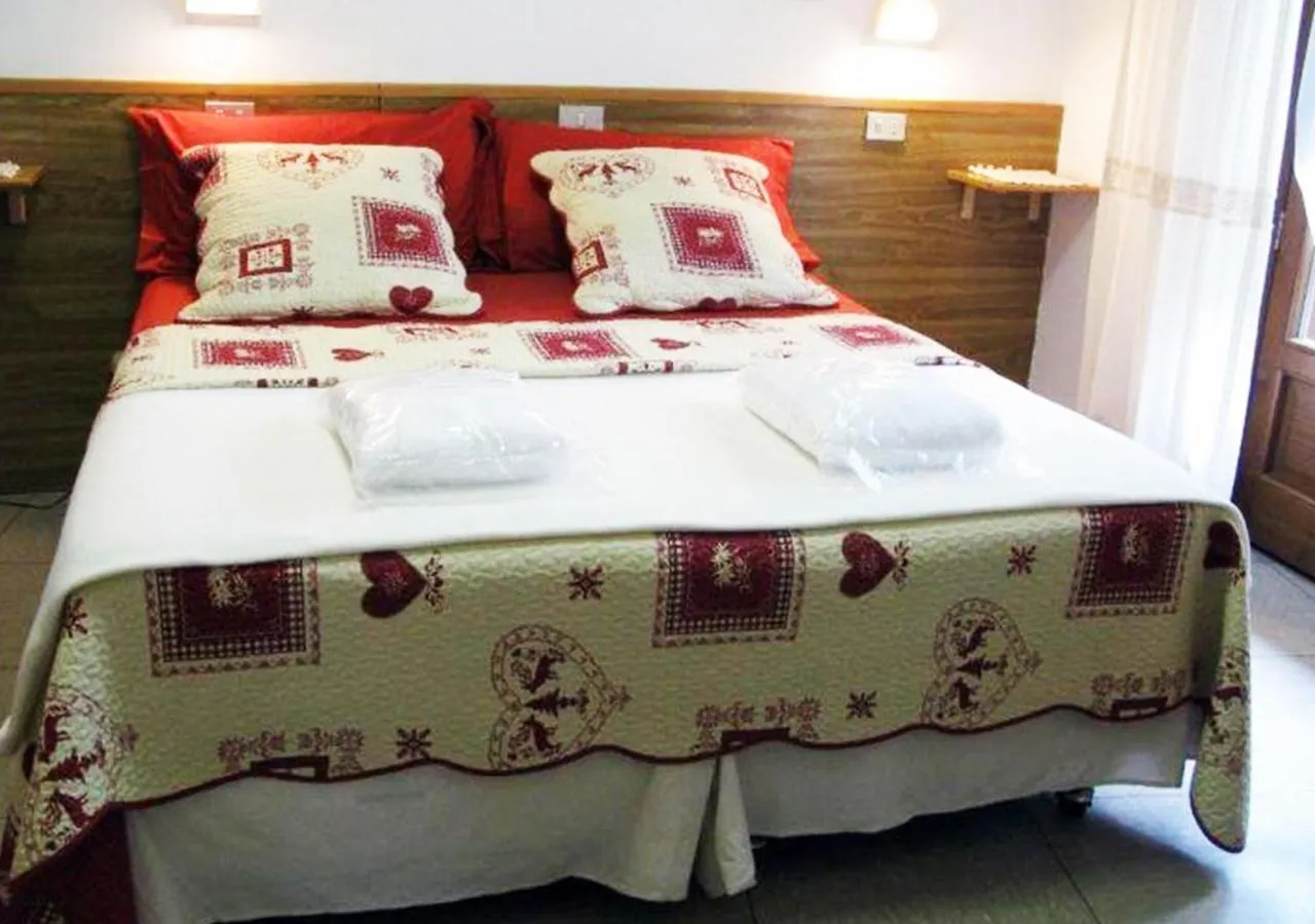 Photo of the whole room, Bed in Hotel Bucaneve