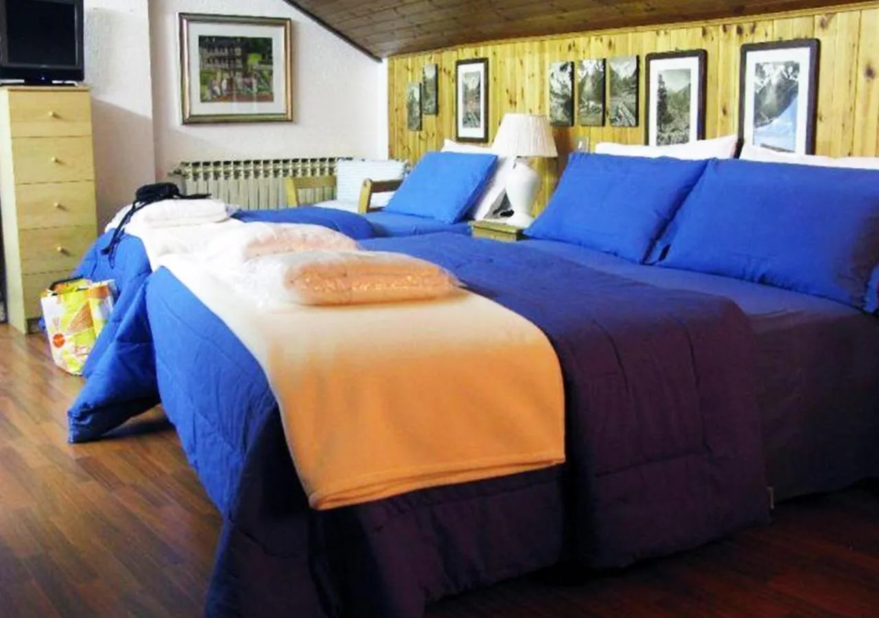 Photo of the whole room, Bed in Hotel Bucaneve