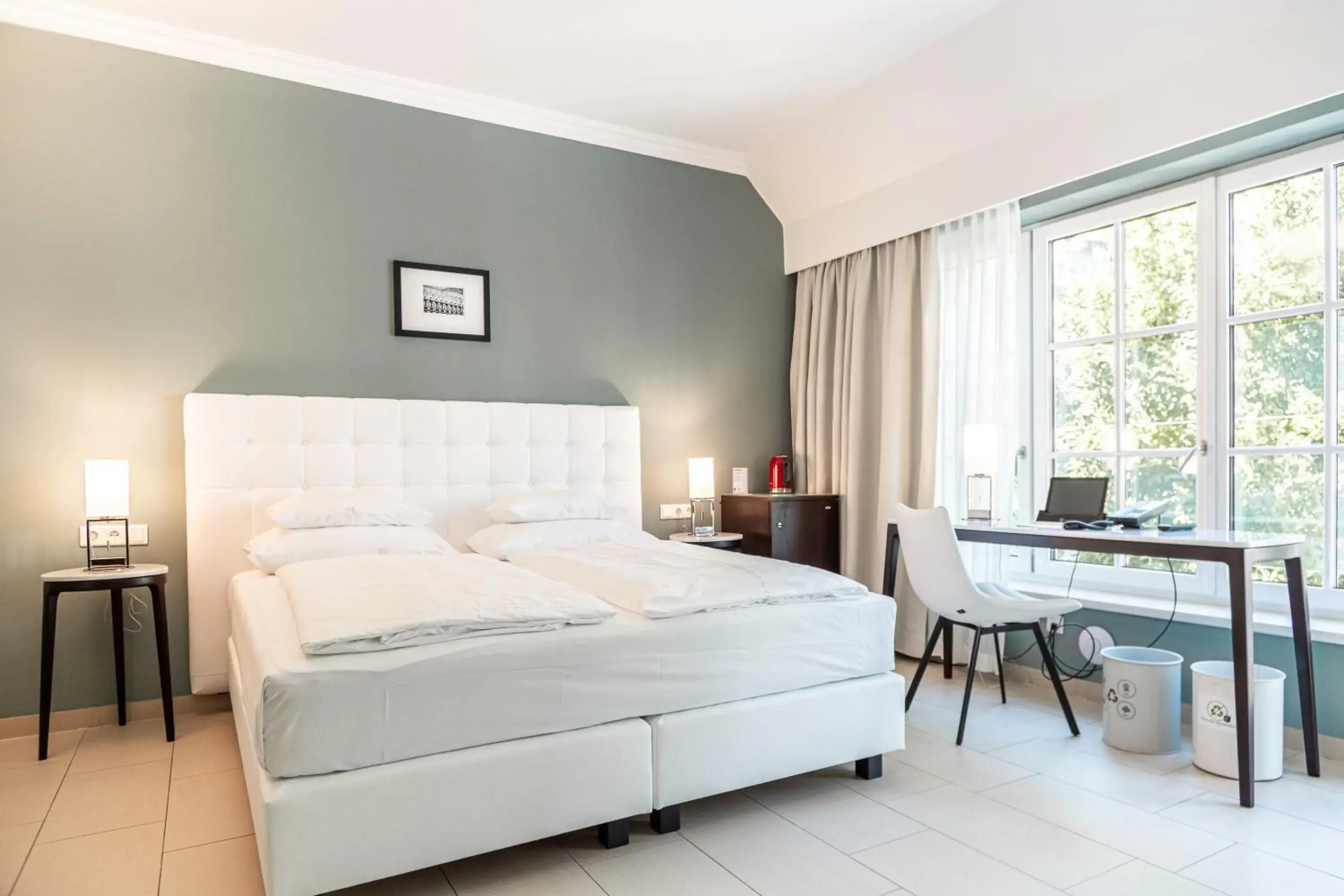 Junior Suite with Garden View - single occupancy in Hotel Spiess & Spiess Junior Suite with Garden View - single occupancy in Hotel Spiess & Spiess