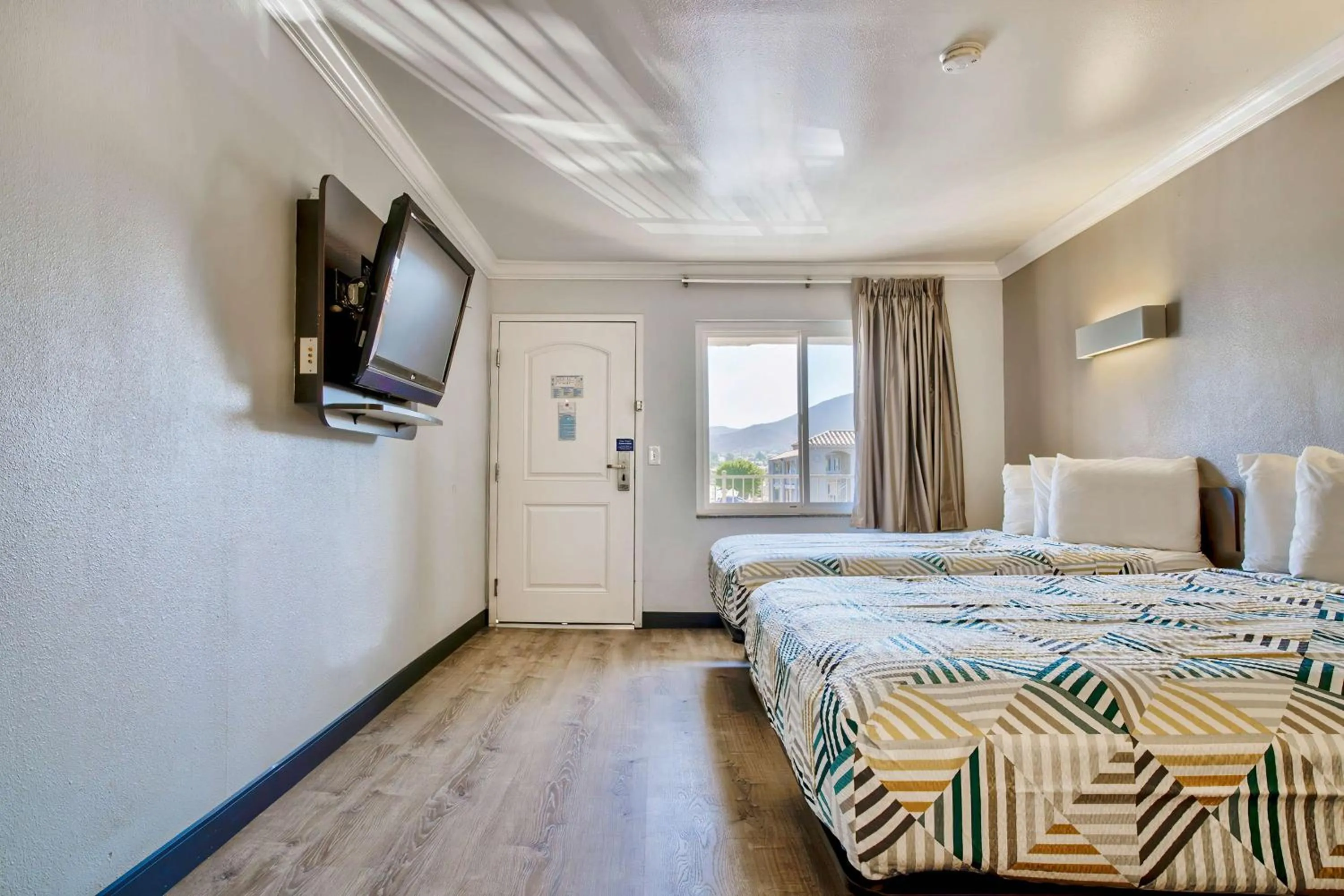 Bedroom, Bed in Motel 6-Menifee, CA