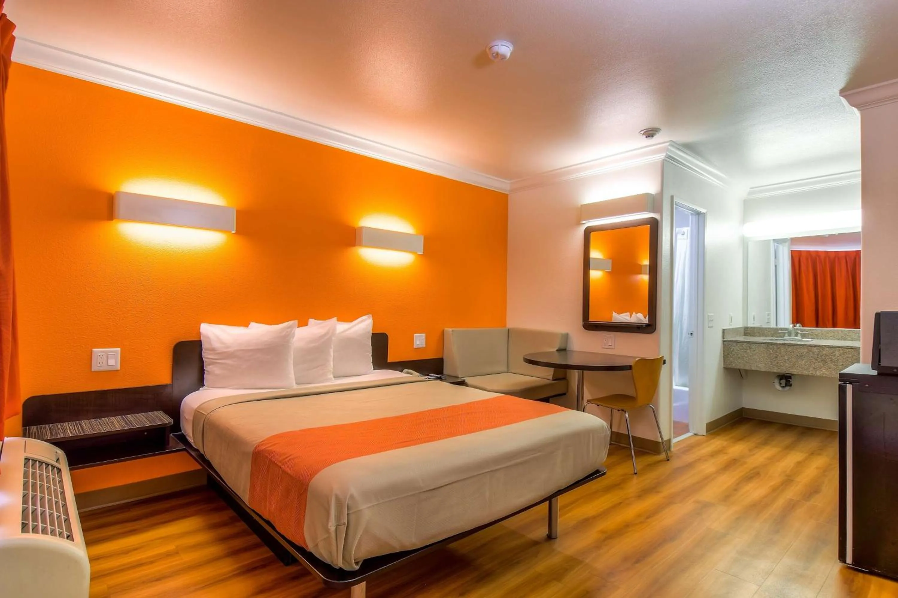 Seating area, Bed in Motel 6-Menifee, CA