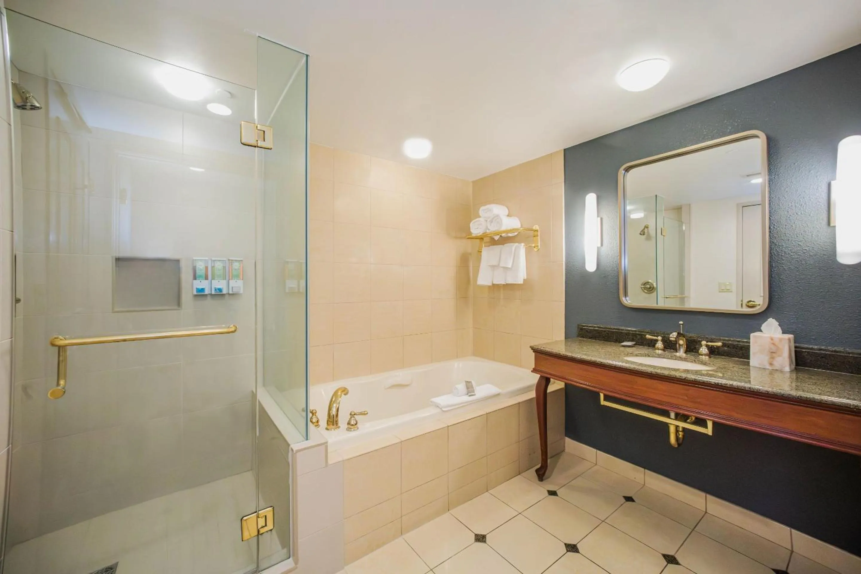 Bathroom in Harrah's Kansas City, A Caesars Destination