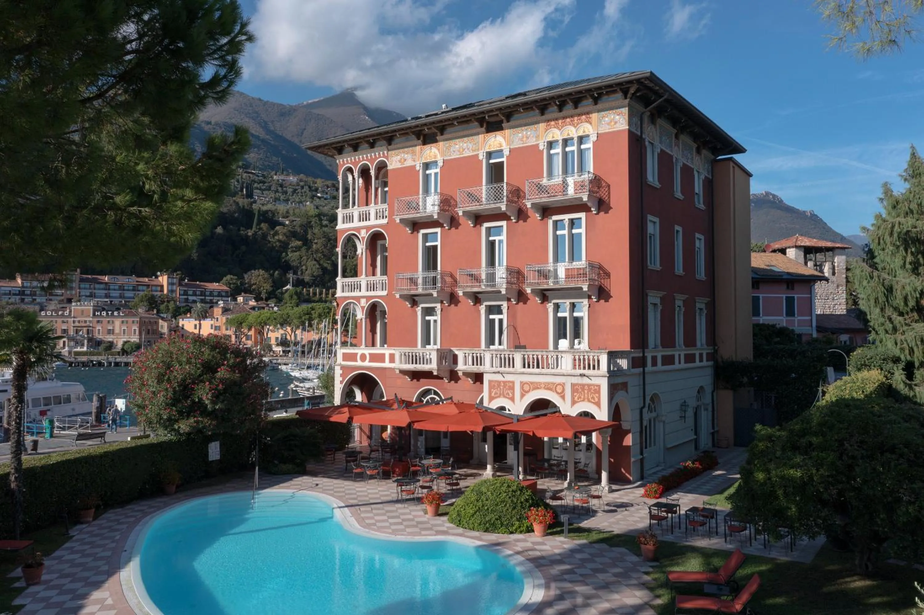 Property building in Hotel Milano