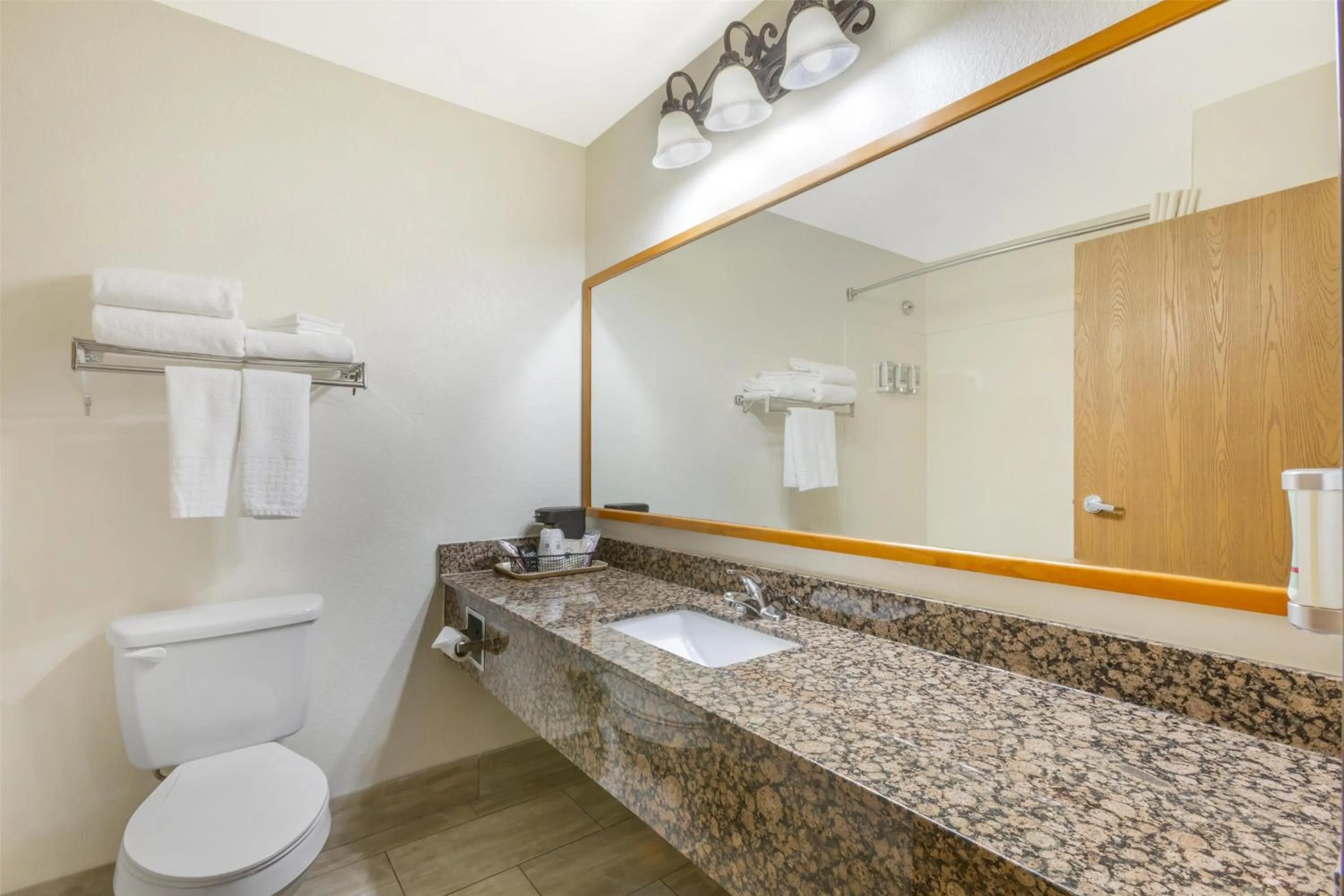 Bathroom in Best Western Gold Canyon Inn & Suites